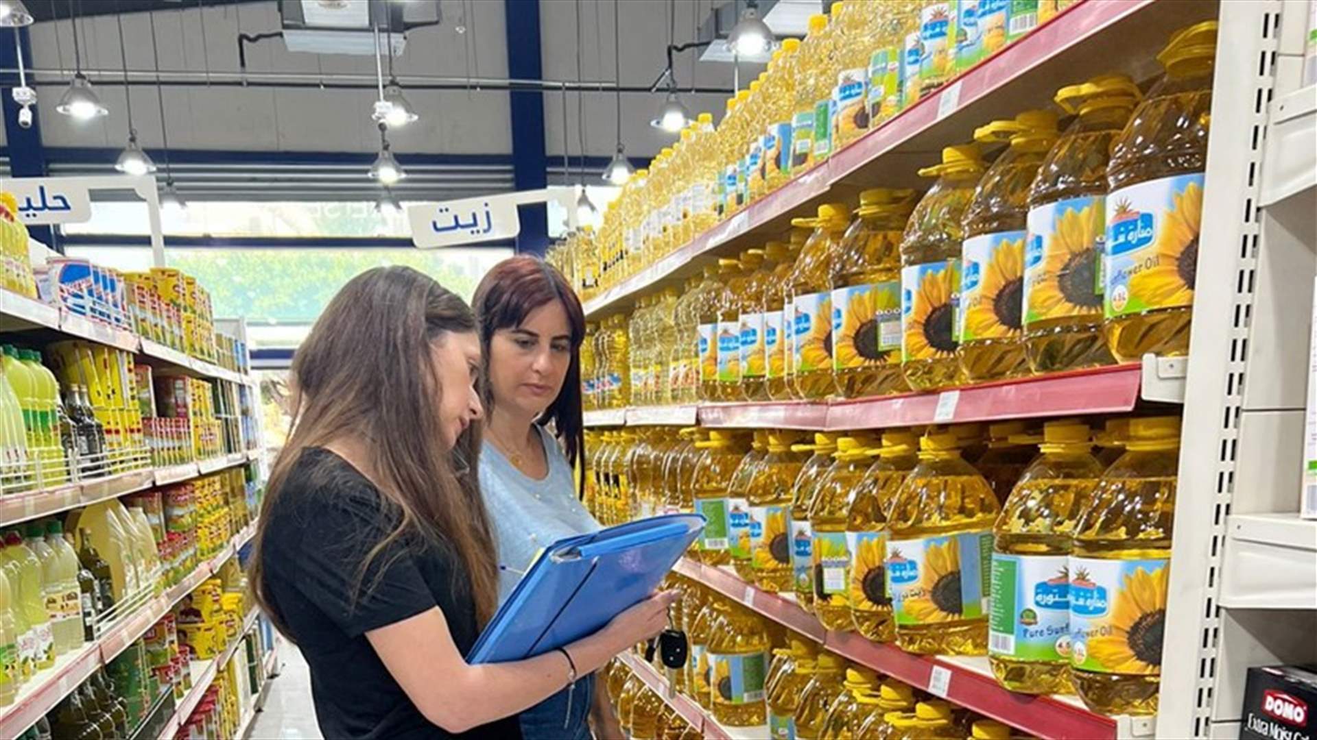 جولة لمراقبي الاقتصاد على عدد من السوبرماركت في صيدا كشفت انخفاض الاسعار