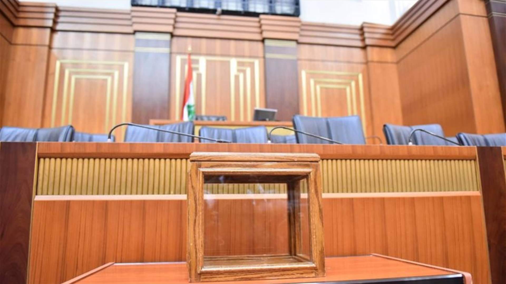 &quot;موقعة&quot; ساحة النجمة: &quot;8 آذار&quot; تراهن على شرذمة الأكثرية! (نداء الوطن)
