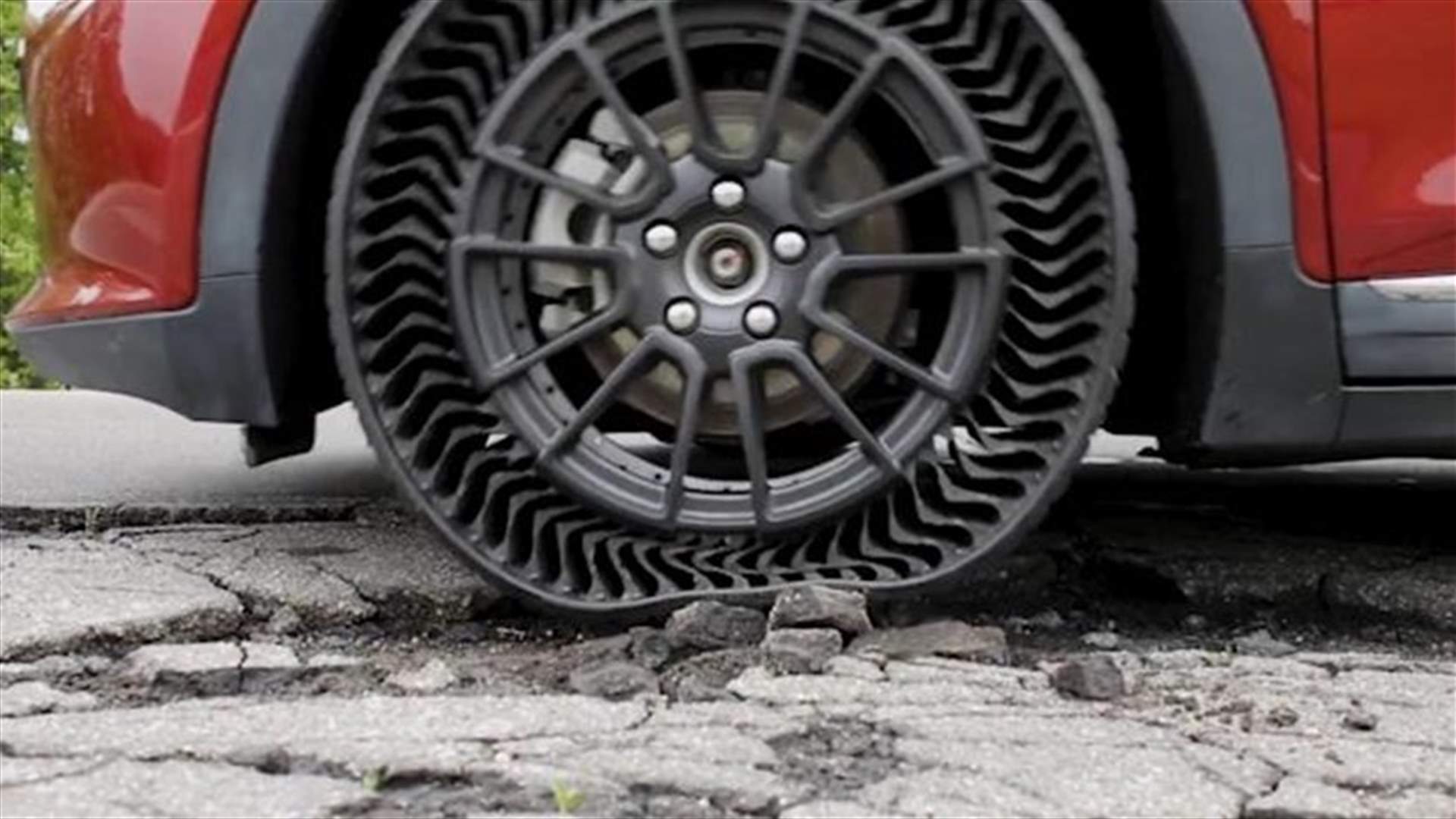 في لوكسمبورغ... شركة تقوم بتطوير إطارات عجلات من دون هواء