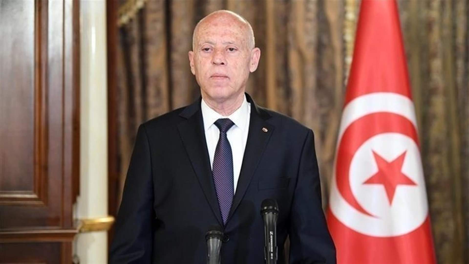 الرئيس التونسي يعزر صلاحياته القضائية ويعزل تحو 60 قاضيا