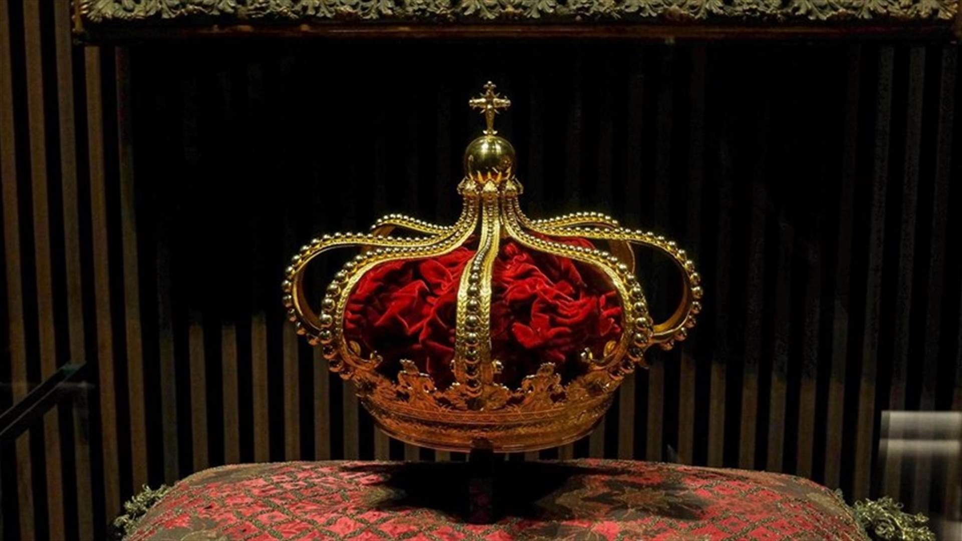 بقي قيد الإنشاء 226 عاماً... افتتاح متحف الكنز الملكي البرتغالي في قصر أجودا (فيديو)