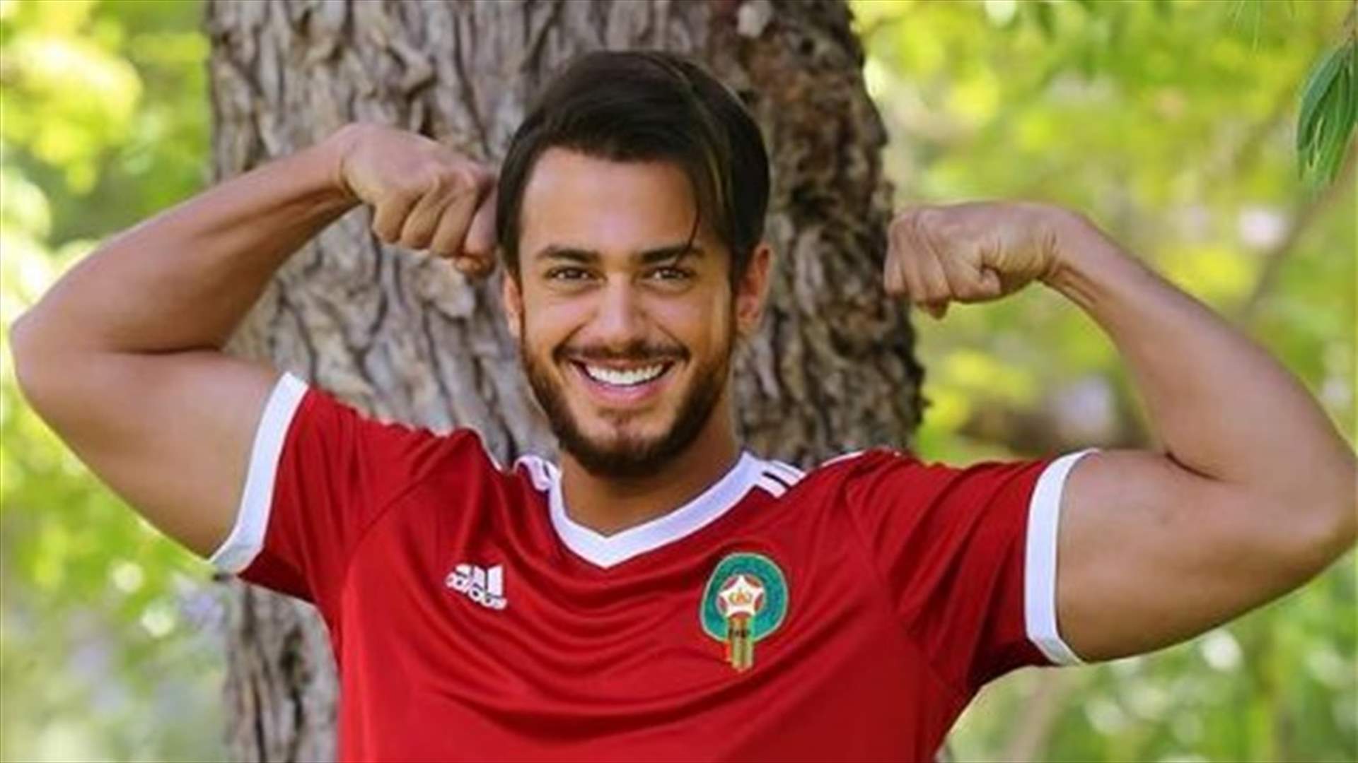 بكاء سعد لمجرد على الهواء... والجمهور يتعاطف مع دموعه (فيديو)