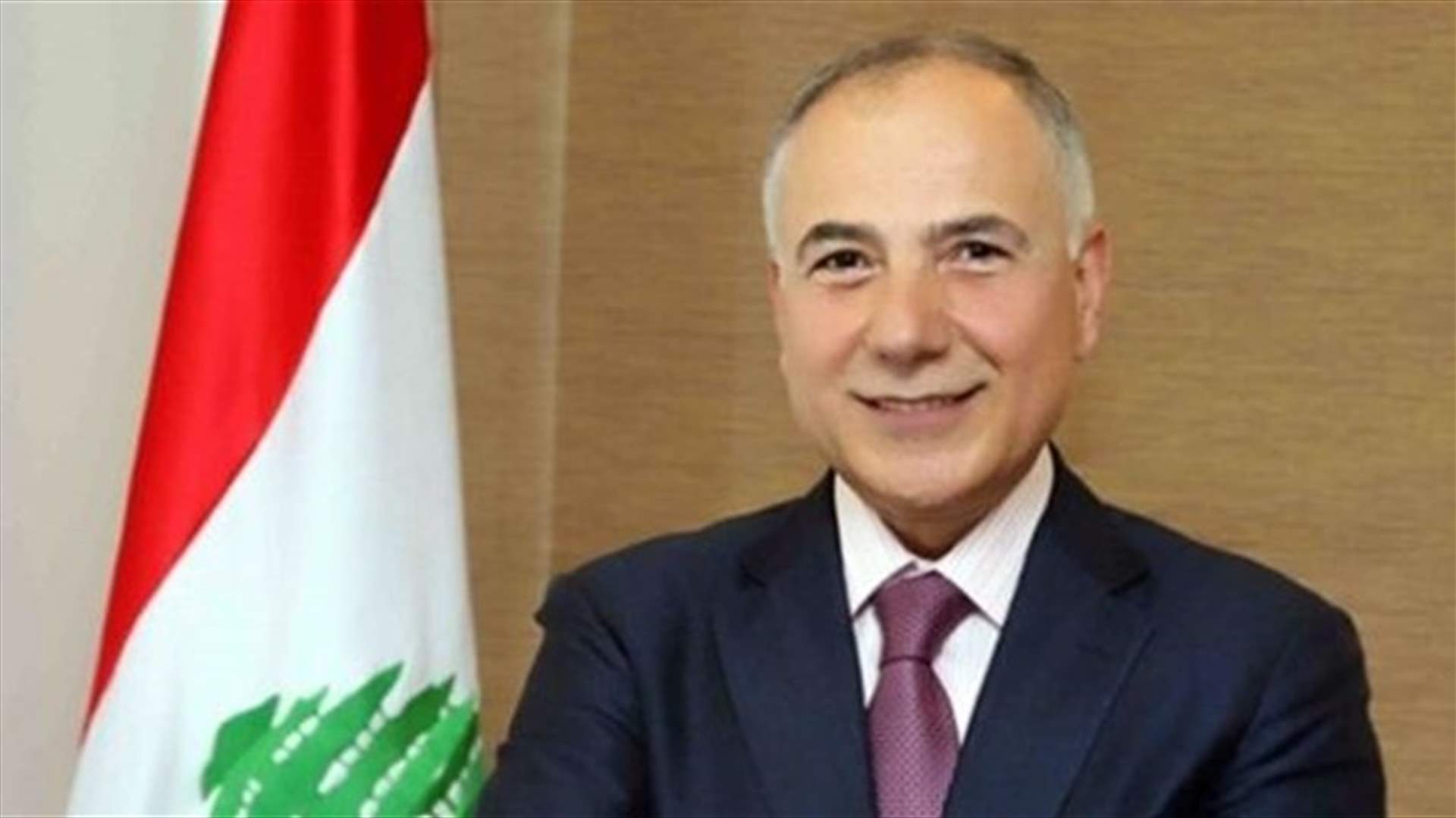 دبوسي عرض مع سفير رومانيا العلاقات الثنائية