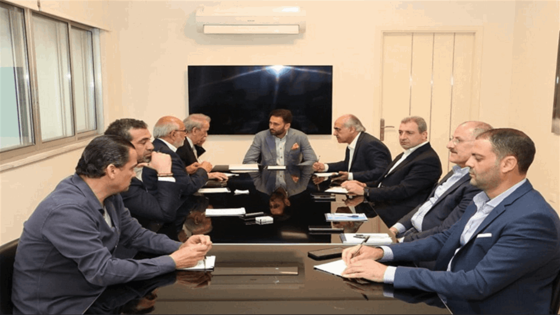 &quot;اللقاء الديمقراطي&quot; لم يتخذ قراراً بعد بشأن تسمية رئيس للحكومة...