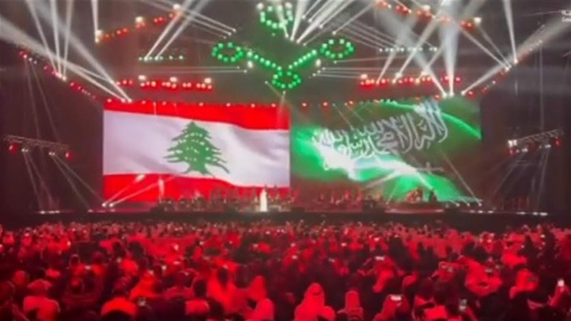 العلم اللبناني يرفرف في حفل ماجدة الرومي بالسعودية: &quot;بيروت ست الدنيا&quot; (فيديو)