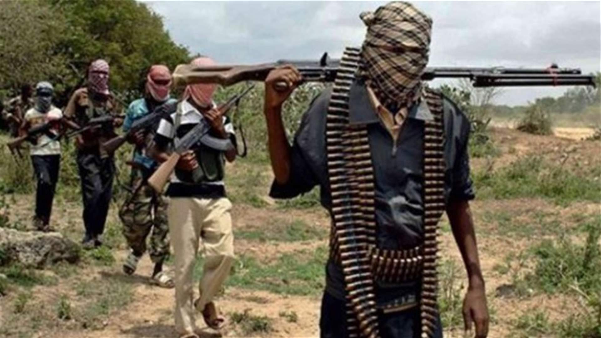 مسلحون يقتلون اشخاصاً كانوا يجمعون الخردة من بقايا سيارات في نيجيريا...