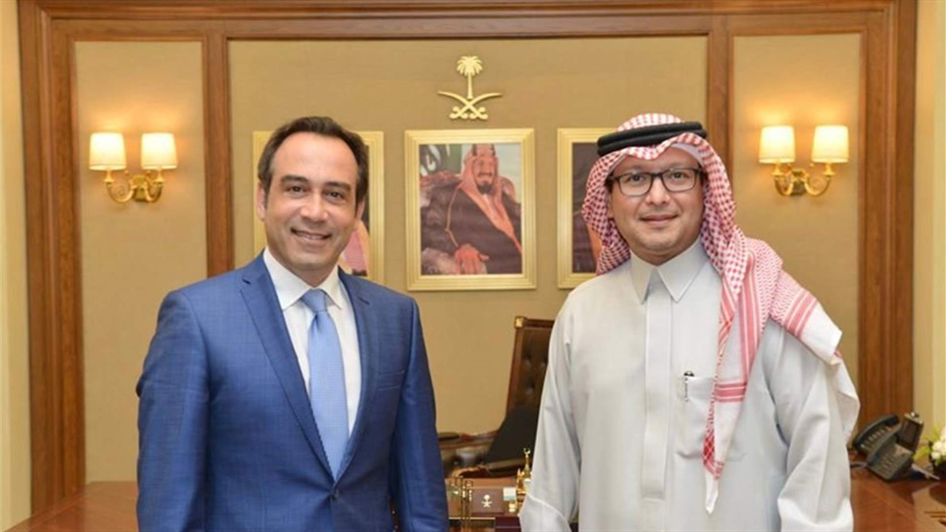 بخاري التقى النائب نبيل بدر.. وهذا ما تم البحث فيه