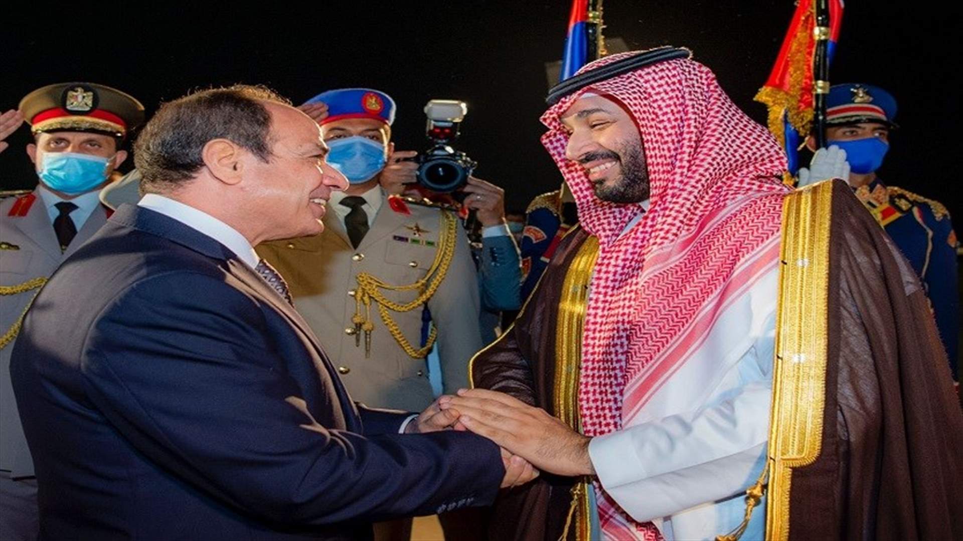ولي العهد السعودي يصل إلى مصر