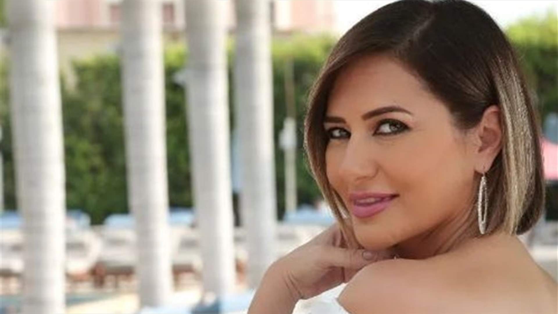 كارين سلامة تتعرّض للإعتداء جسدياً ولفظياً: &quot;هاجمتني فتاة تكبر ابنتي بـ5 سنوات&quot;