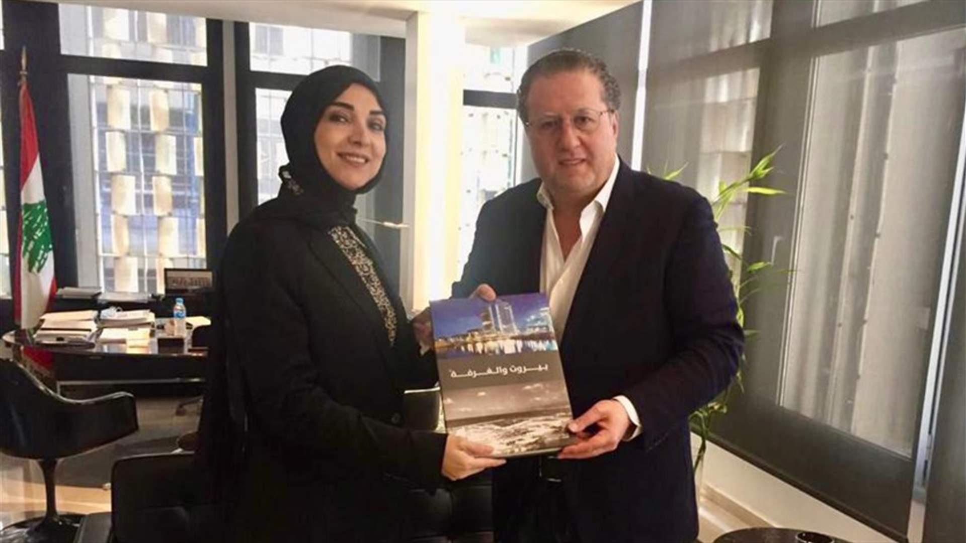 شقير يبحث مع عضو مجلس إدارة غرفة قطر في سبل تنمية العلاقات الإقتصادية الثنائية