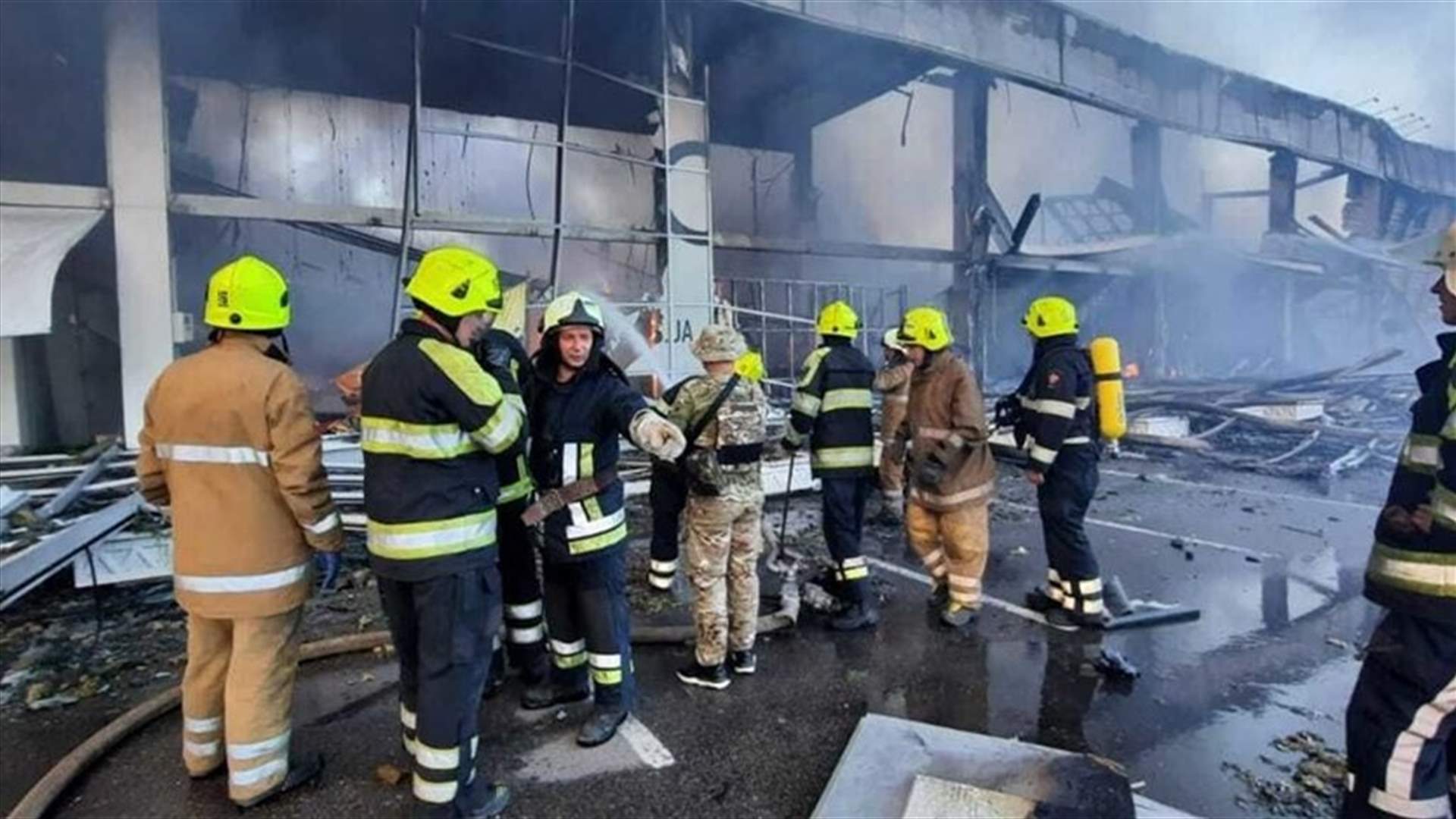 زيلينسكي: الضربة الروسية على مركز تسوّق أوكراني "عمل إرهابي سافر"