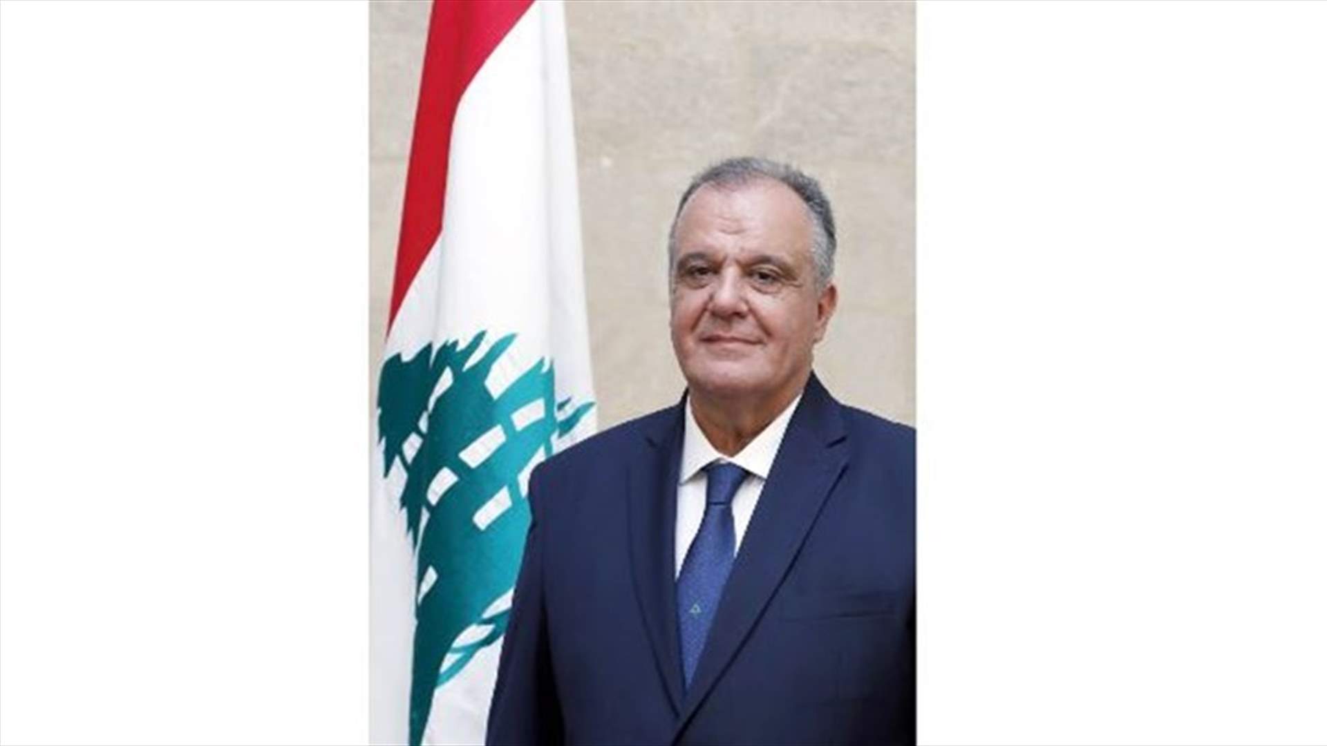 بوشكيان أفاد الجمارك بآلية تسليم إرساليات البضائع