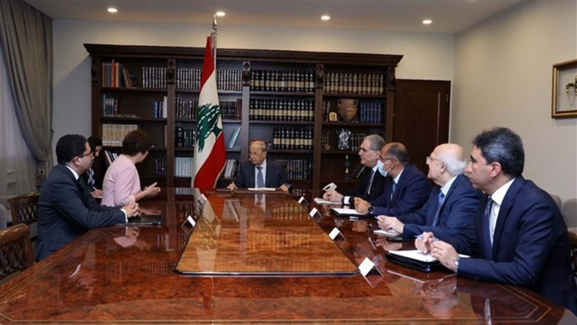 President Aoun meets UN Wronecka