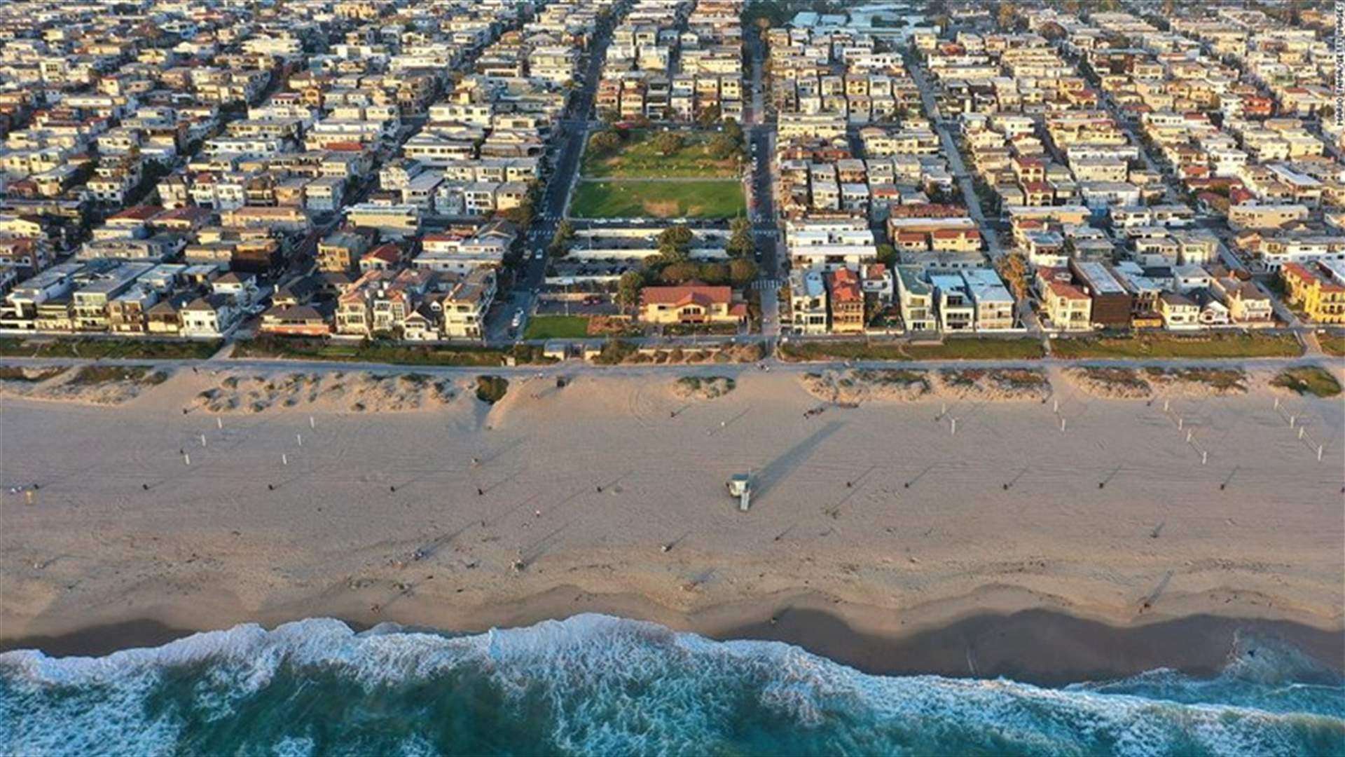بعد قرن على طردها لأسباب "عنصرية"...  إعادة أرض على الشاطئ إلى عائلة من البشرة السمراء (صورة)