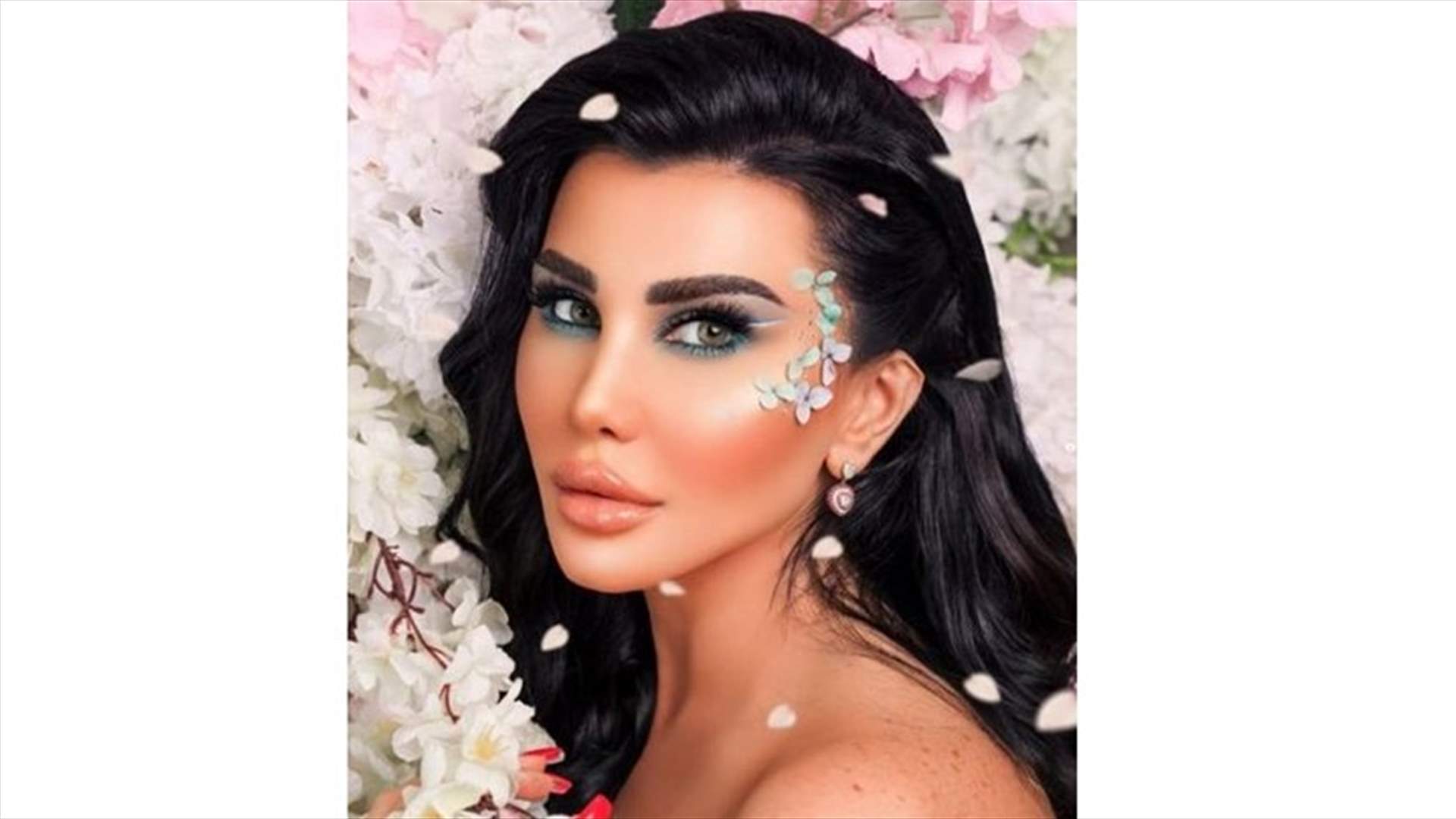 جيني إسبر تطلّ دون مكياج.. ومتابعة تستفزّها بالقول &quot;بتخوّف&quot; (صورة)