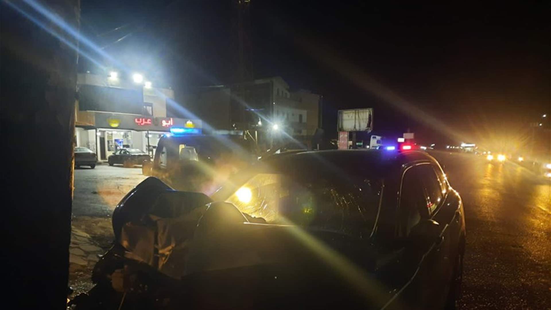 جريحة جراء حادث مروري على أوتوستراد نهر إبراهيم