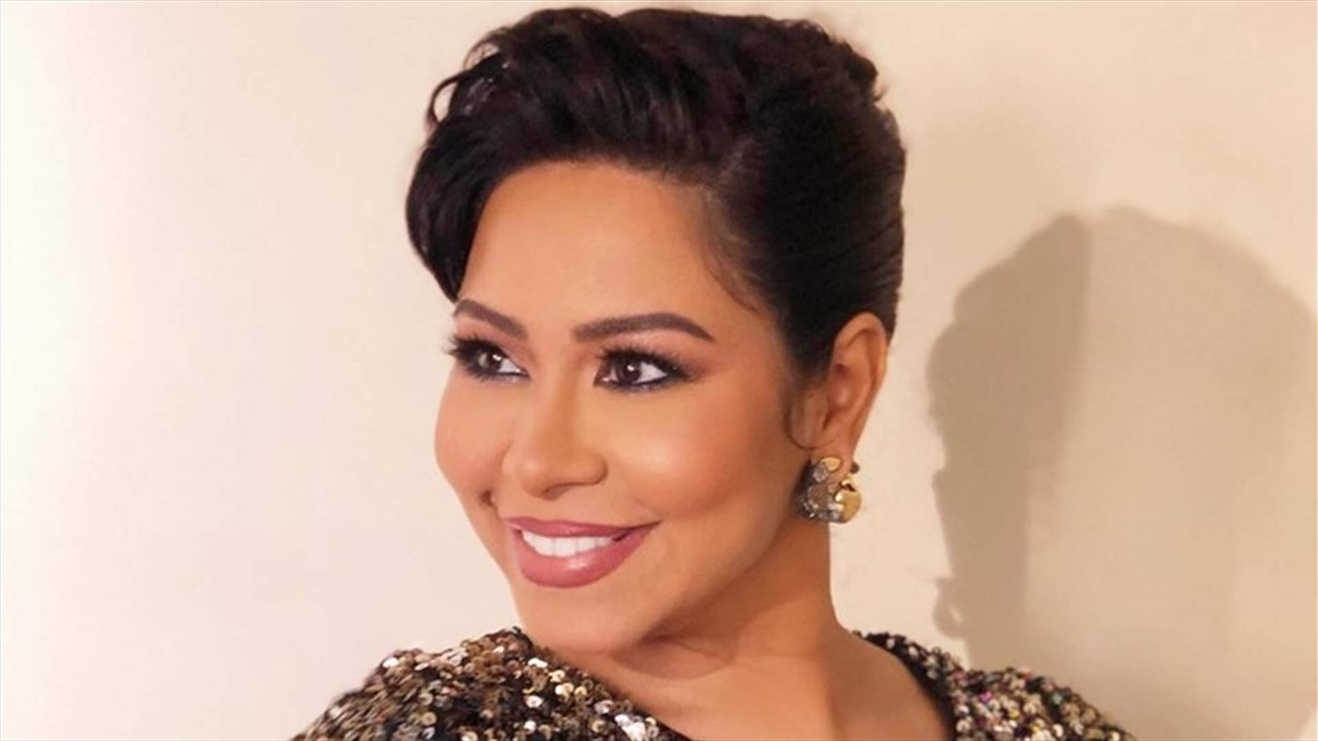 محامي شيرين عبد الوهاب يحذّر: "ممنوع تناول السيرة الشخصيّة للمطربة"