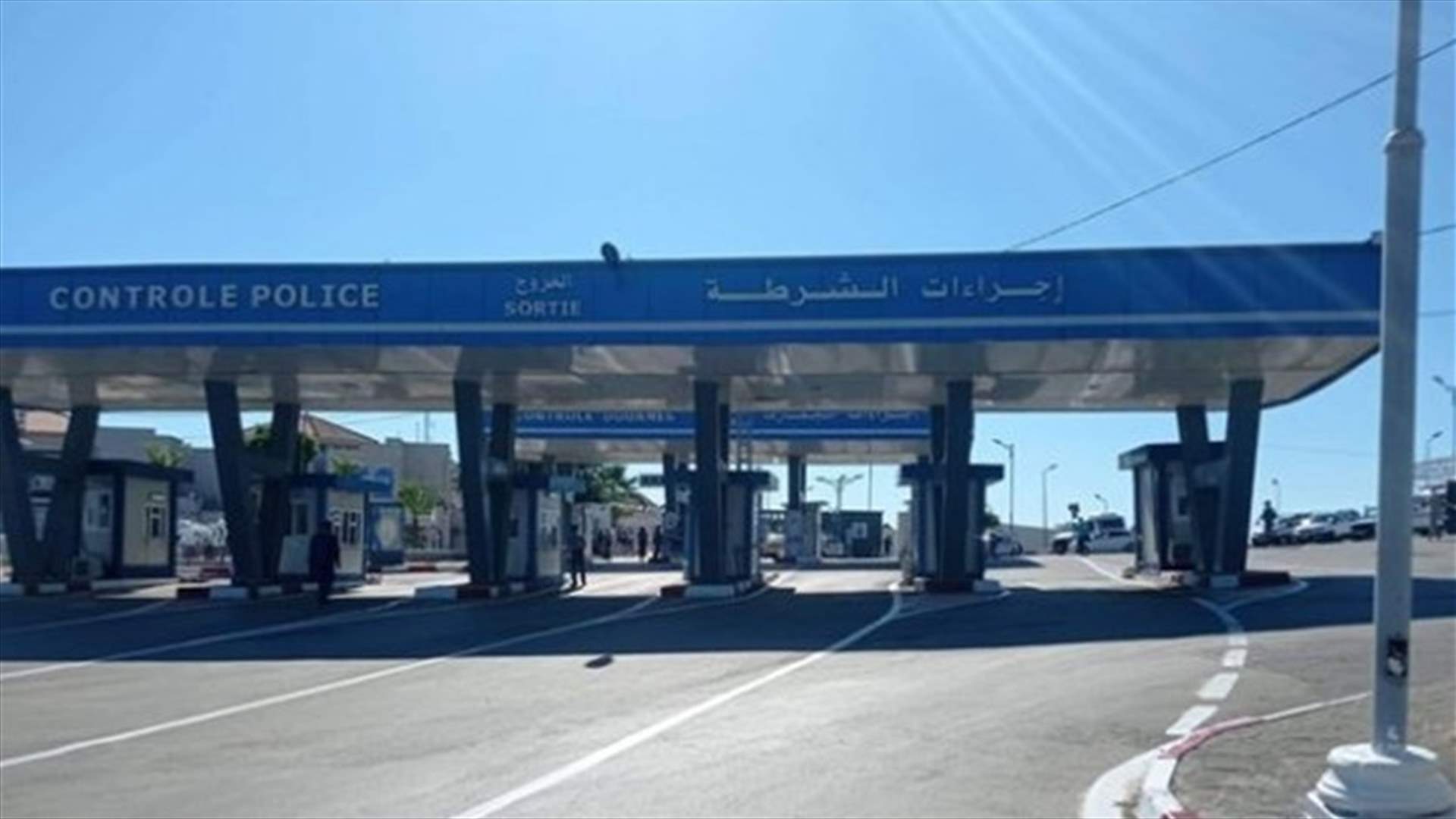 إعادة فتح الحدود البرية التونسية الجزائرية