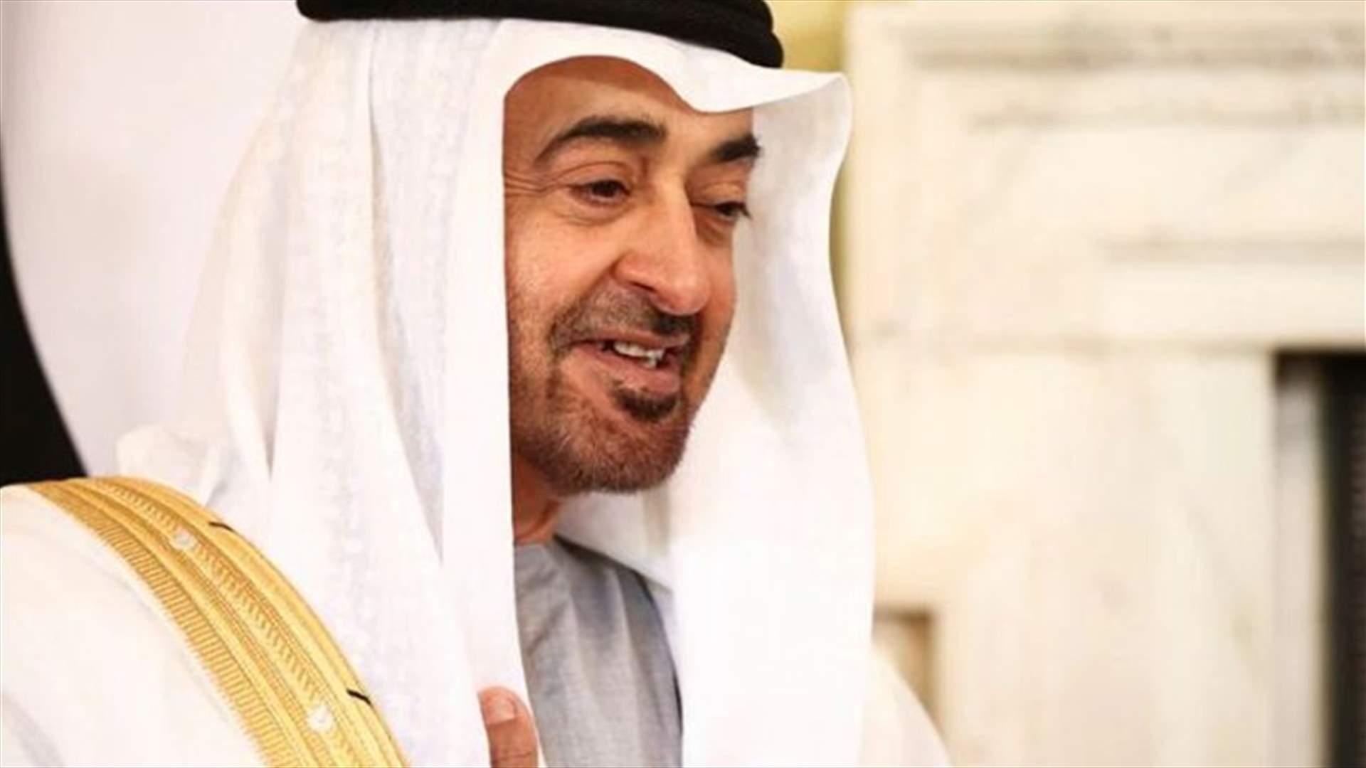 الرئيس الإماراتي يبدأ في فرنسا أول زيارة خارجية له منذ توليه منصبه