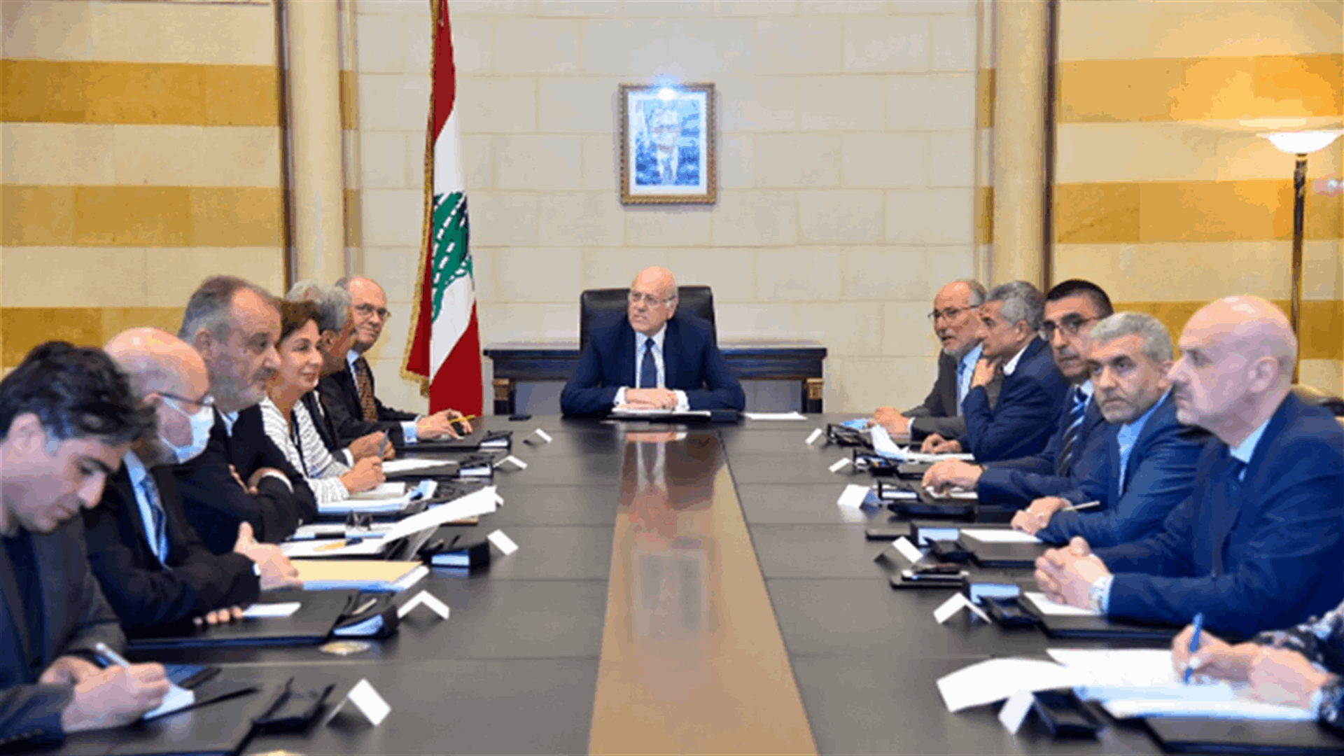 ميقاتي بحث ملف الاضراب المفتوح في القطاع العام: تلبية المطالب دفعة واحدة امر مستحيل ويتسبب بانهيار اوسع
