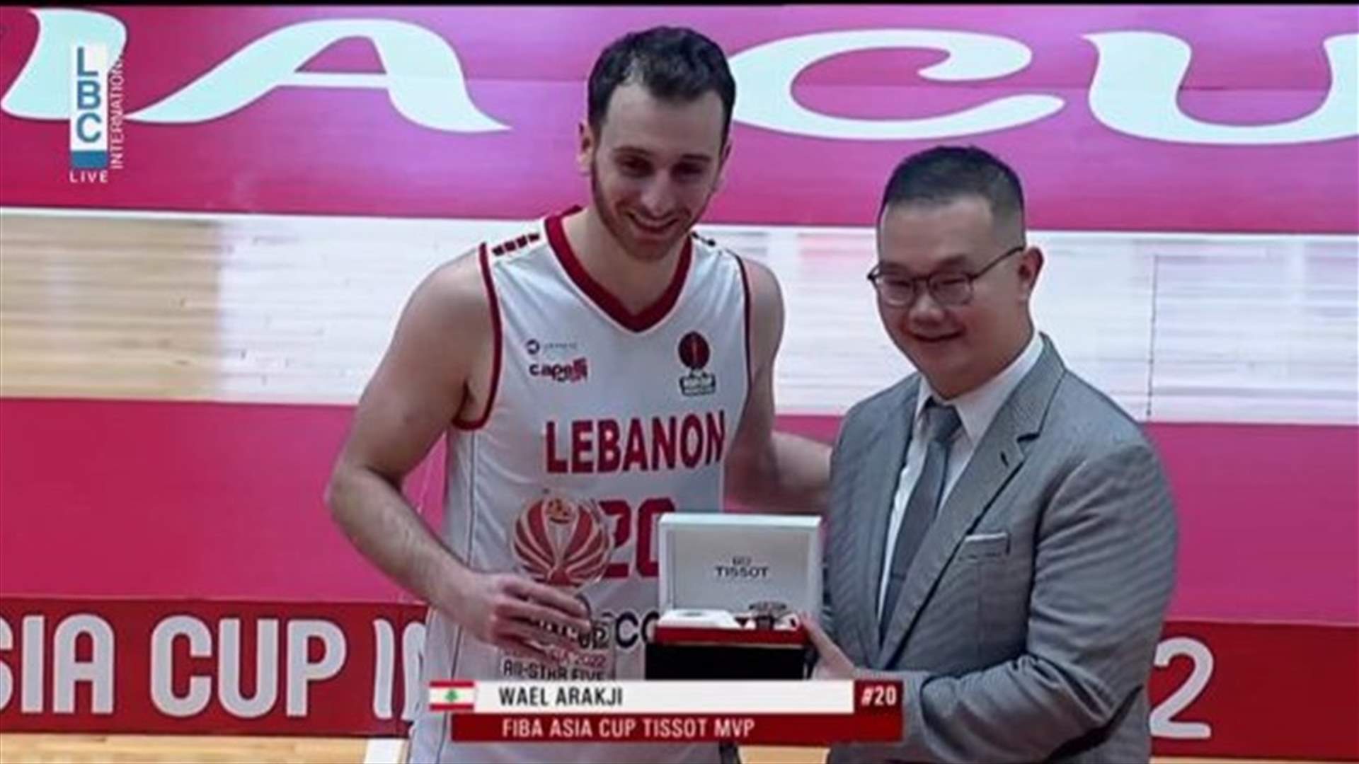 وائل عرقجي... أفضل لاعب في البطولة!