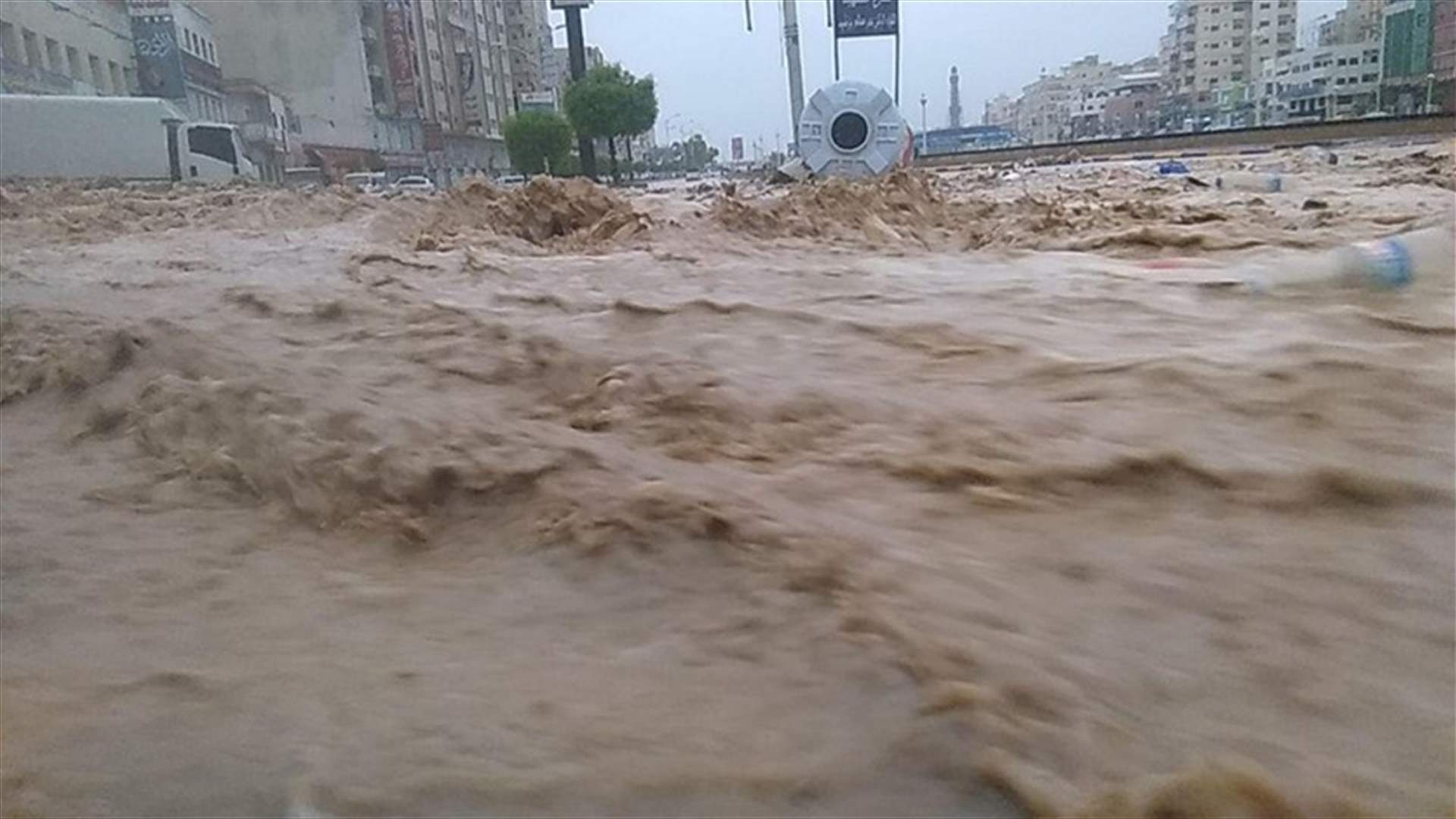 مصرع عشرة أشخاص بينهم أربعة اطفال في اليمن جراء سيول