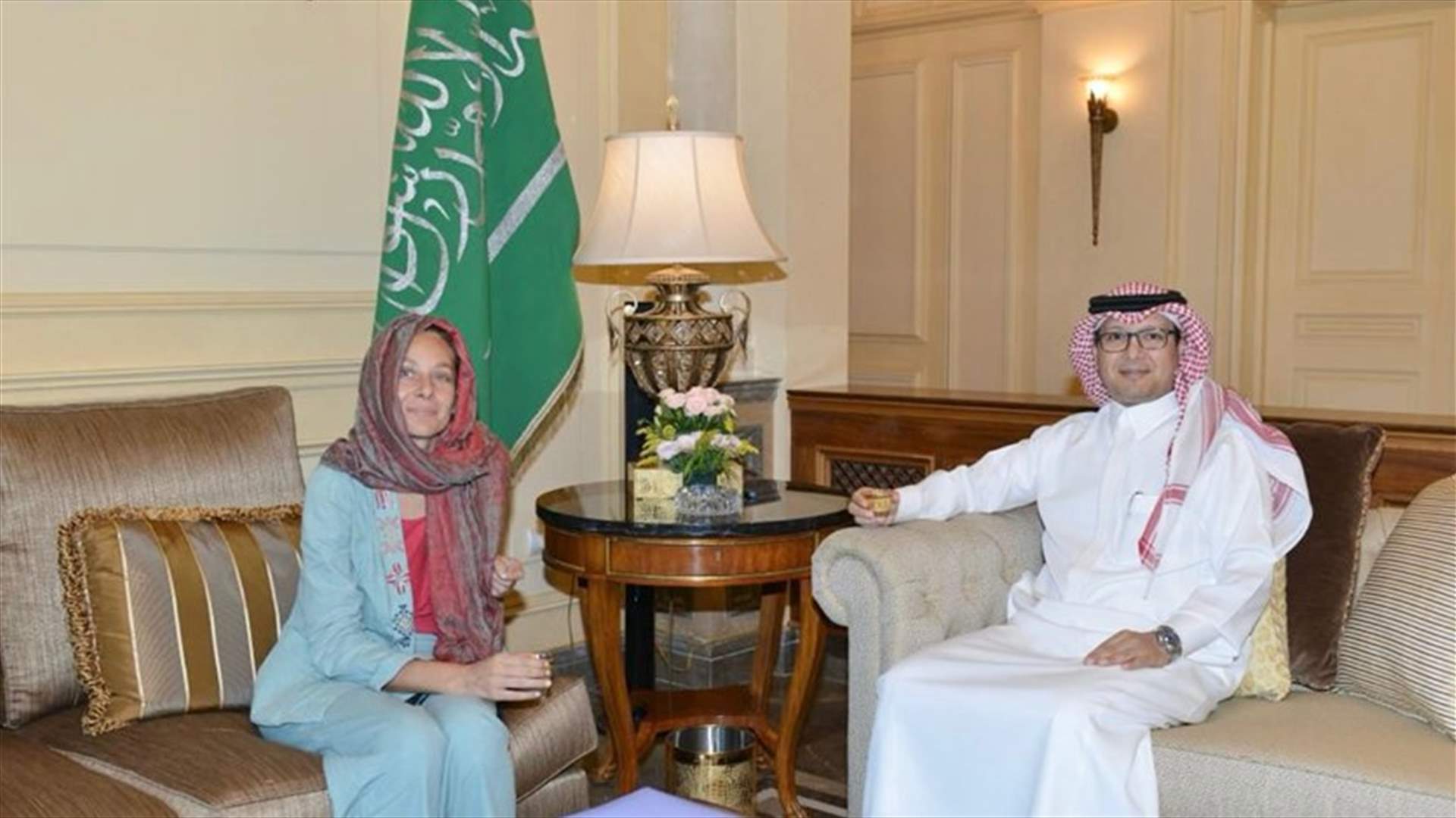 لقاء بين البخاري ورئيسة مكتب الأمم المتحدة لتنسيق الشؤون الإنسانية في لبنان