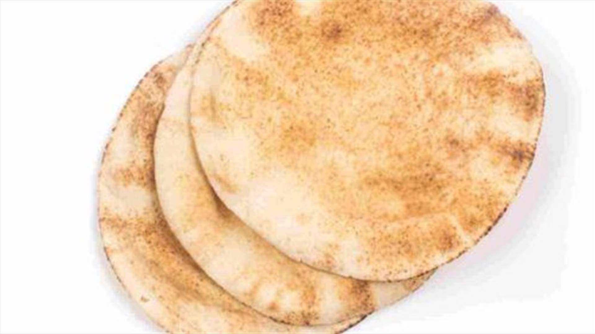 يبيع الخبز بأسعار مرتفعة... فصودر خبزه ووُزّع على المحتاحين