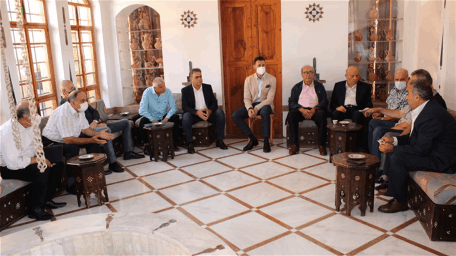 تيمور جنبلاط: لايصال الحقوق الى الموظفين لإنهاء الإضرابات وإطلاق عجلة الدولة