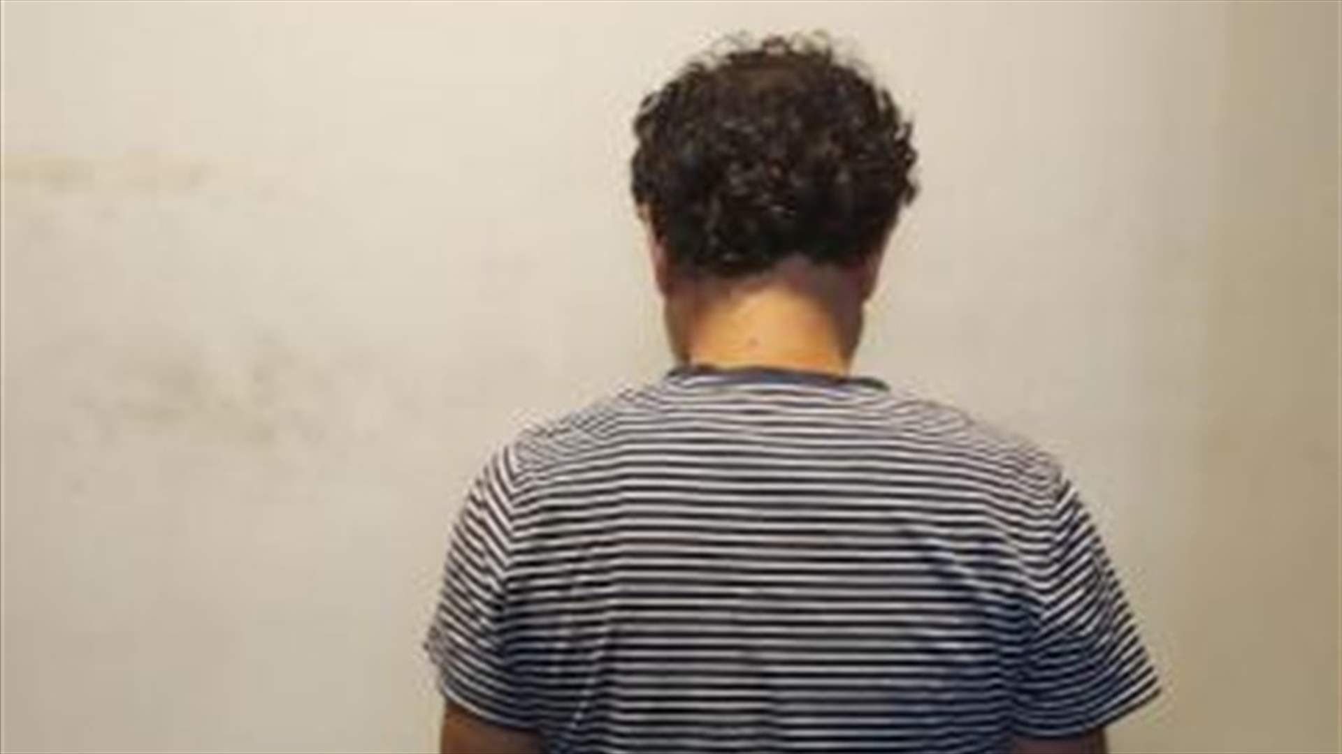 يُكبّل والدته ويسرقها في النبطية وينفذّ عمليّة مُشابهة قي بيت مري مع عصابته... وشُعبة المعلومات تُلقي القبض عليه