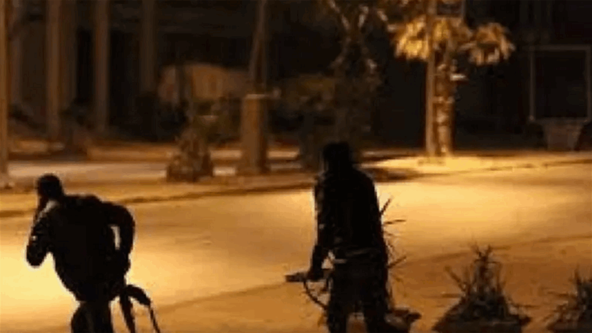 ليبيا... اشتباكات عنيفة بين مجموعات مسلحة في طرابلس