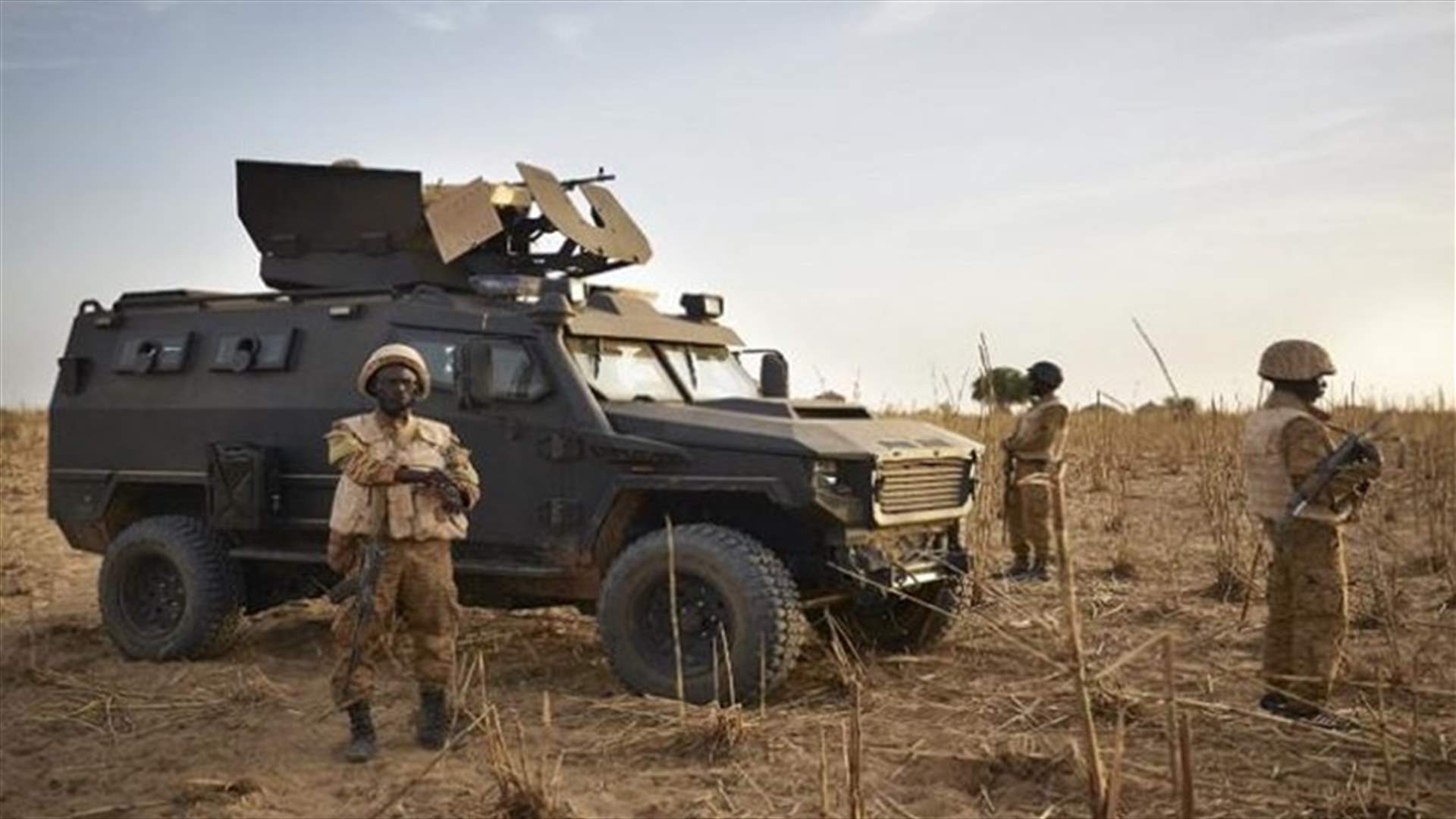 مقتل 15 جنديا في بوركينا فاسو بهجوم مزدوج بالمتفجرات
