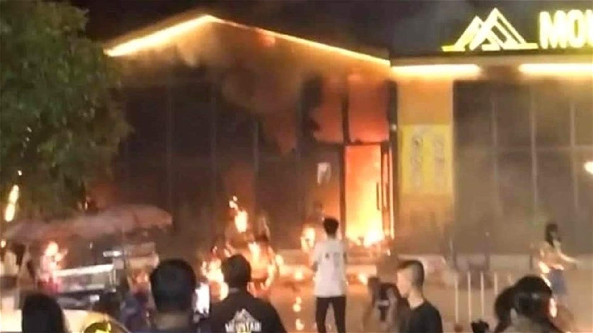 16 قتيلا في حريق الملهى في تايلاند