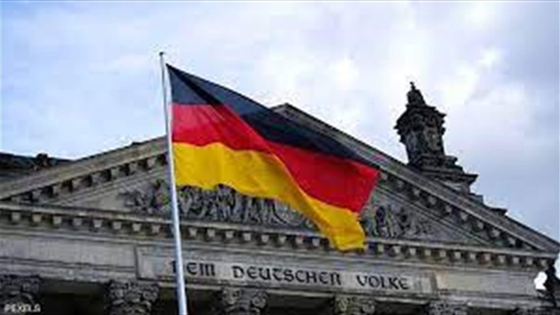 Germany suspends military operations in Mali