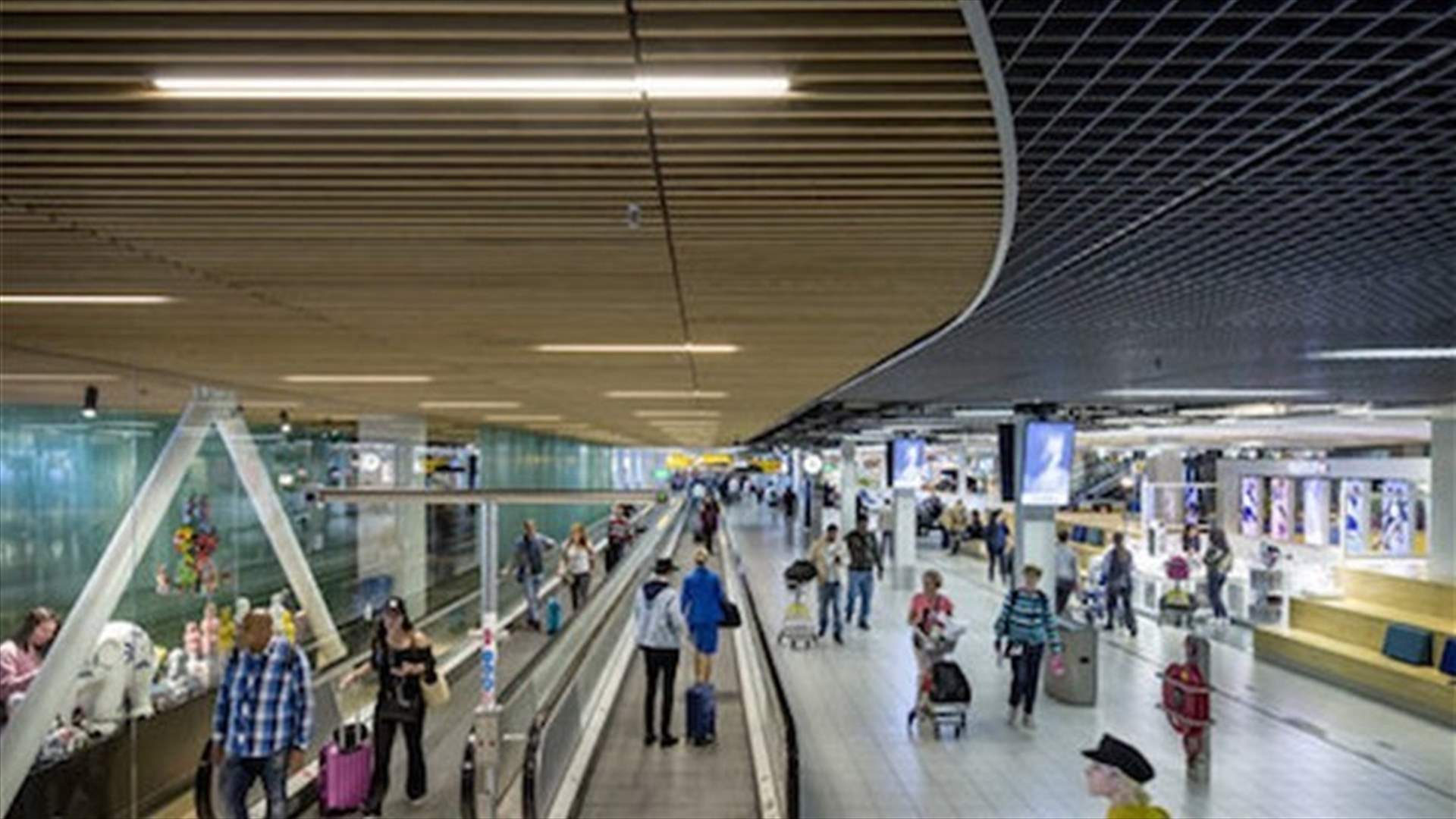 Amsterdam Schiphol airport compensates passengers for missed flights