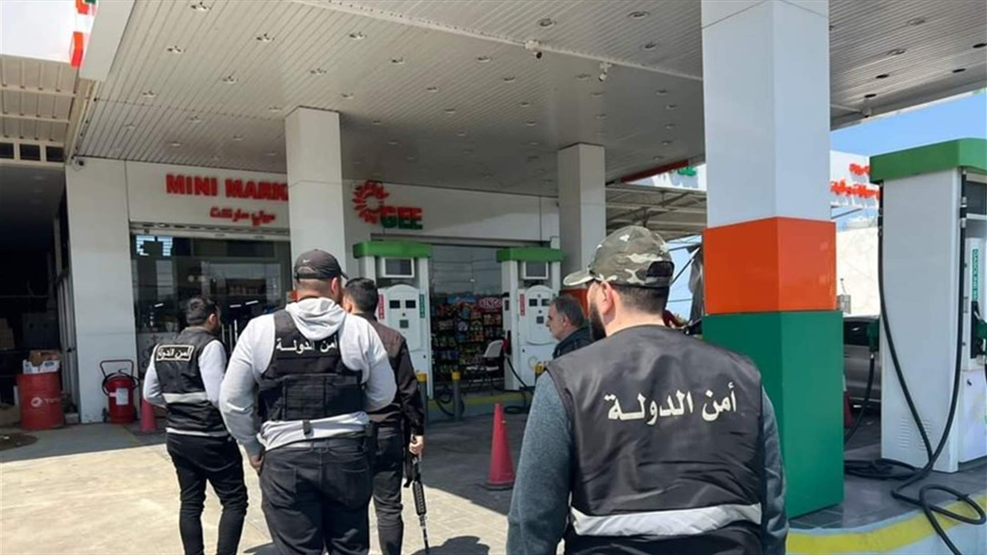يبيع صفيحة البنزين بسعر ٧٥٠ ألف... وأمن الدولة تتدخل