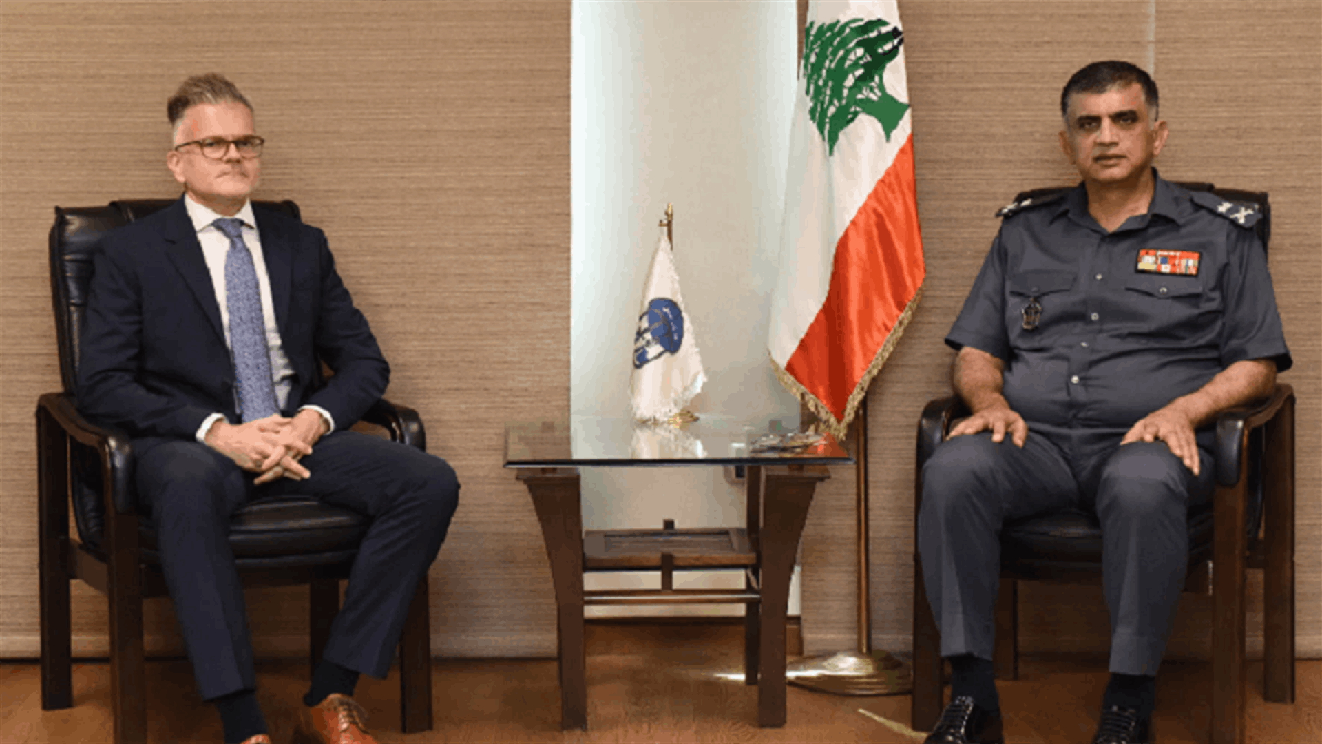 عثمان استقبل القائم بالأعمال الأميركي