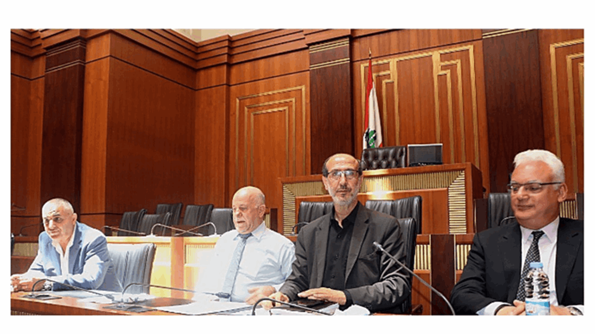 لجنة الاعلام ناقشت تقرير ديوان المحاسبة  الموسوي: حال فضائحية على مستوى البلد
