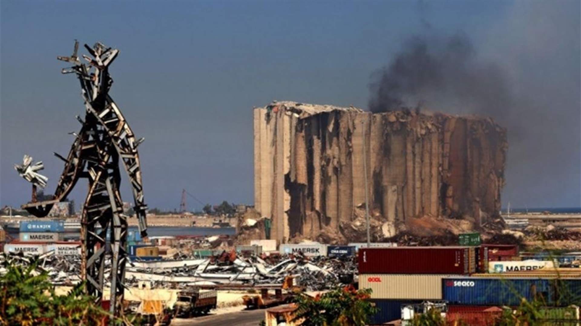 بعد انهيار أجزاء من الاهراءات في المرفأ وإجراء الفحوص.. وزارة الصحة تكشف عن وجود كميات كبيرة من الفطريات في العيّنات المأخوذة