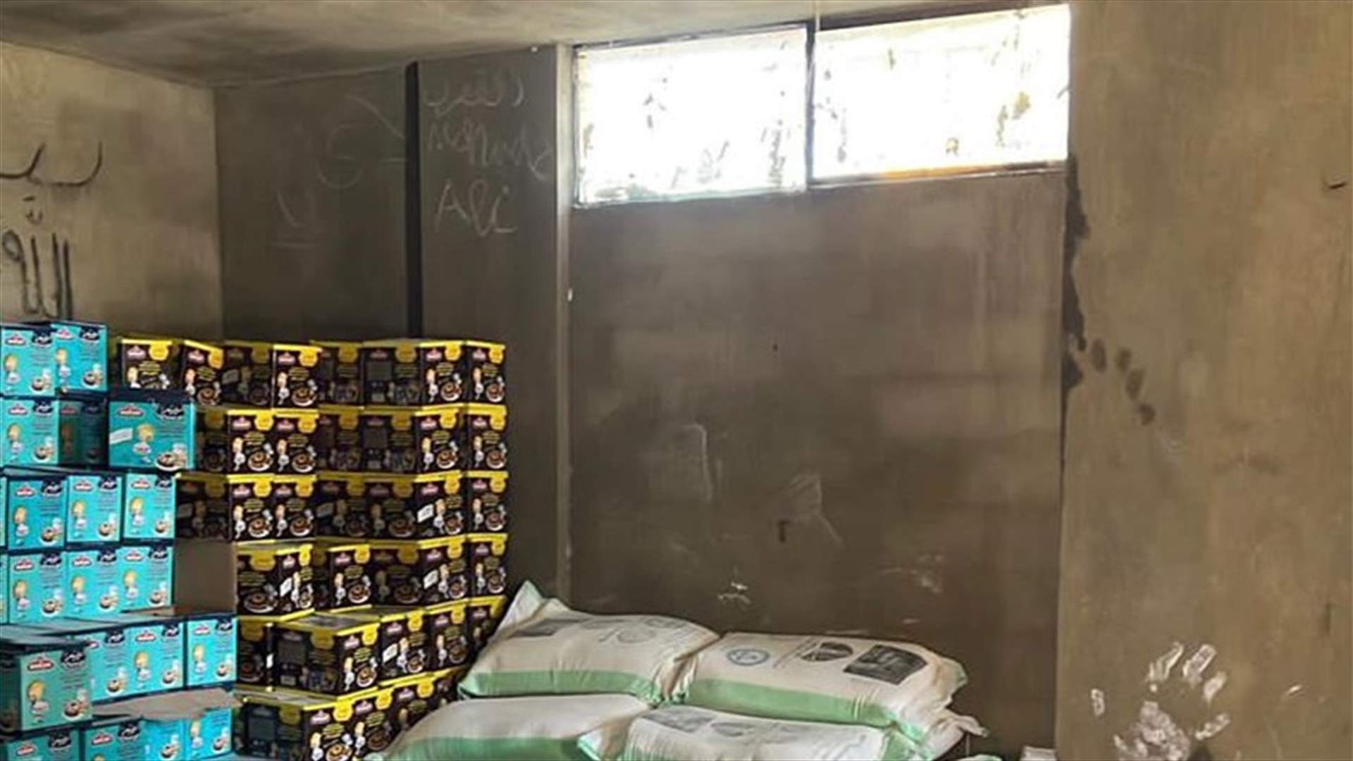 مديرية عكار الاقليمية في امن الدولة توزع كميات الطحين المُصادرة على الجمعيات الخيرية