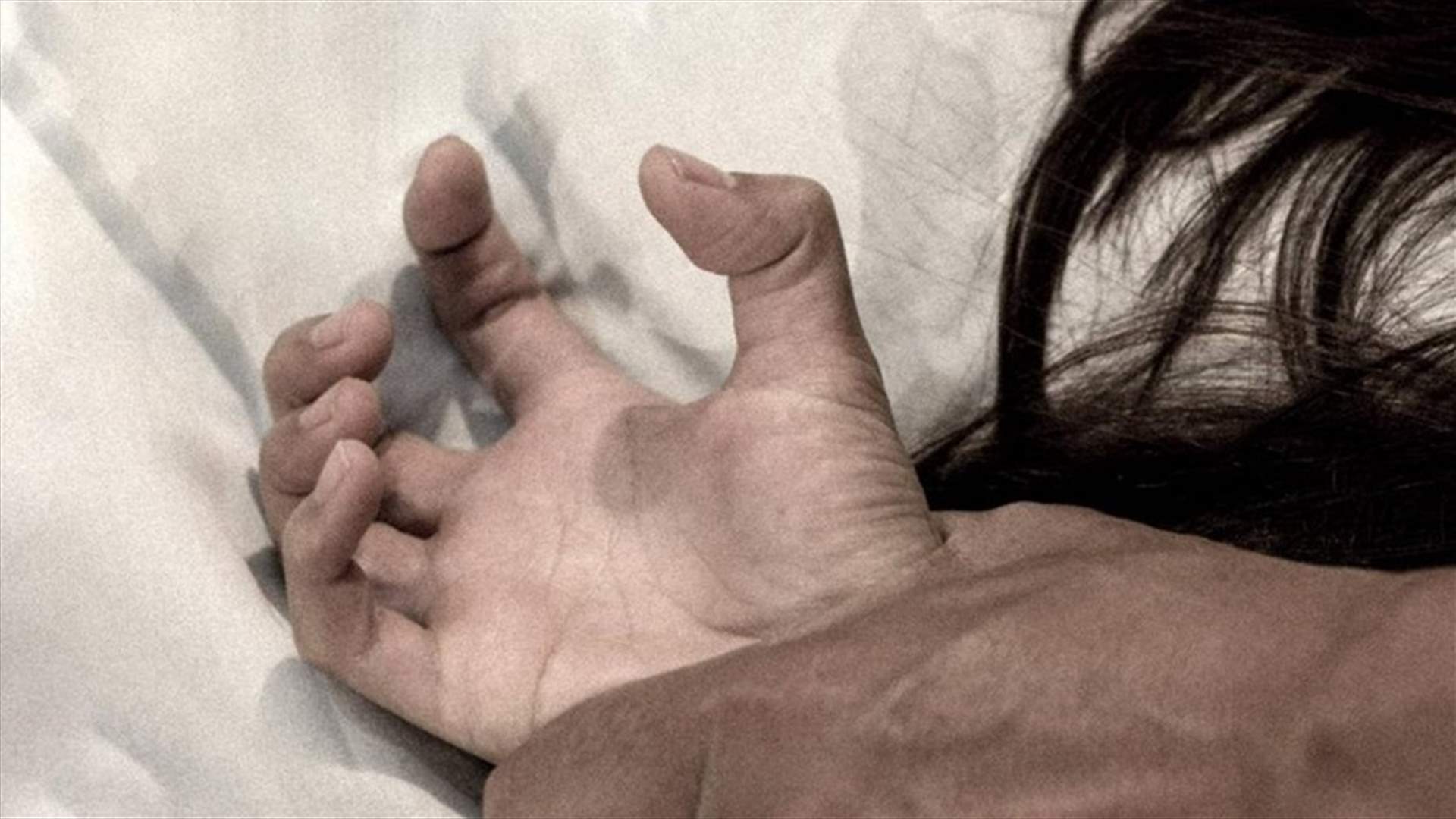 شابة أفغانية تتّهم مسؤولًا في طالبان باغتصابها وبالزواج منها بالقوة... وهذا ردّه