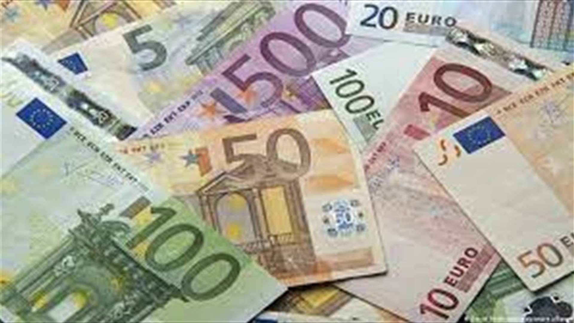 اليورو في أدنى مستوياته منذ عشرين عاما