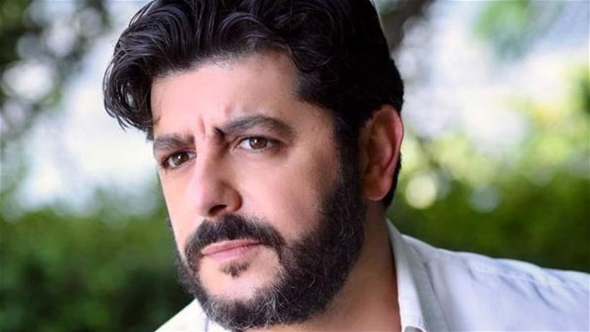 طوني عيسى يعايد والده ناظم عيسى: &quot;بالصدارة قدّام العالم كلّو&quot;