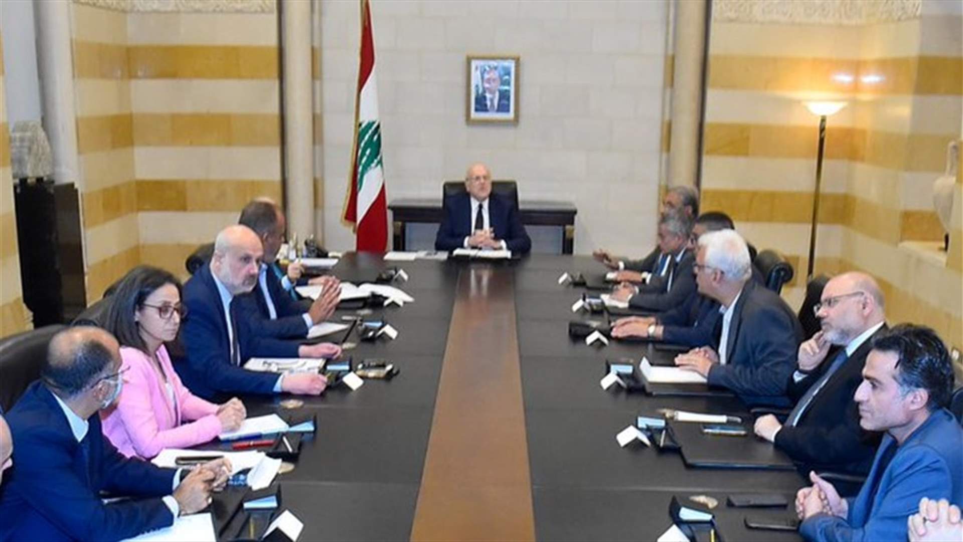 اجتماع للجنة الوزارية المكلفة معالجة تداعيات الأزمة المالية على سير المرفق العام... هل من نتائج؟
