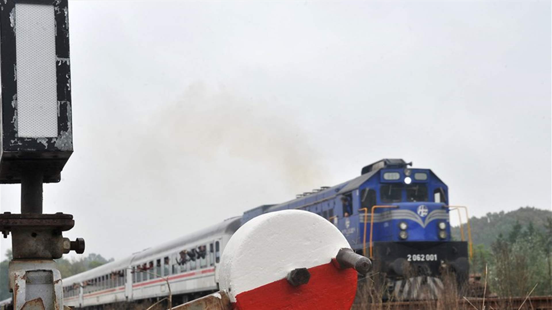 Trains collide in Croatia, leaving at least three deaths