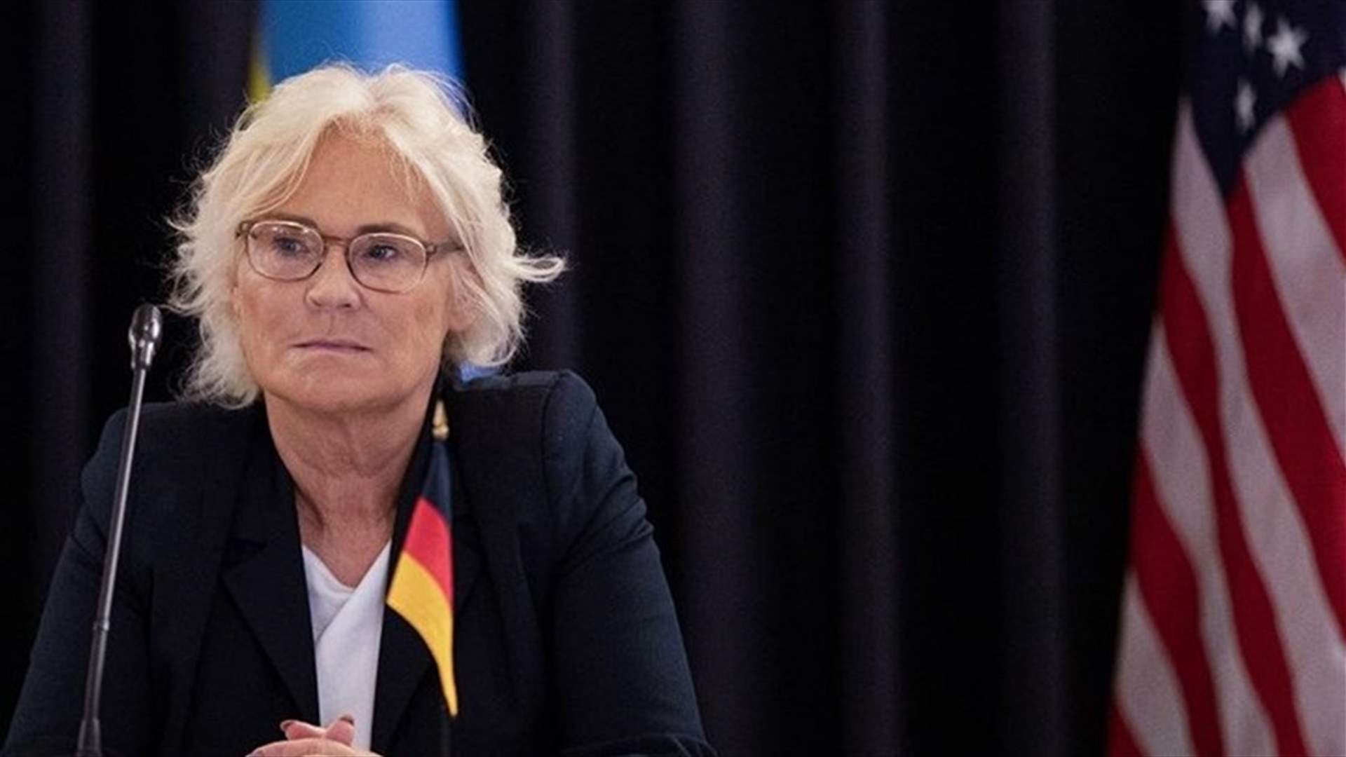 برلين ستمد أوكرانيا بأسلحة لكنها لن تزودها راهنًا دبابات قتالية