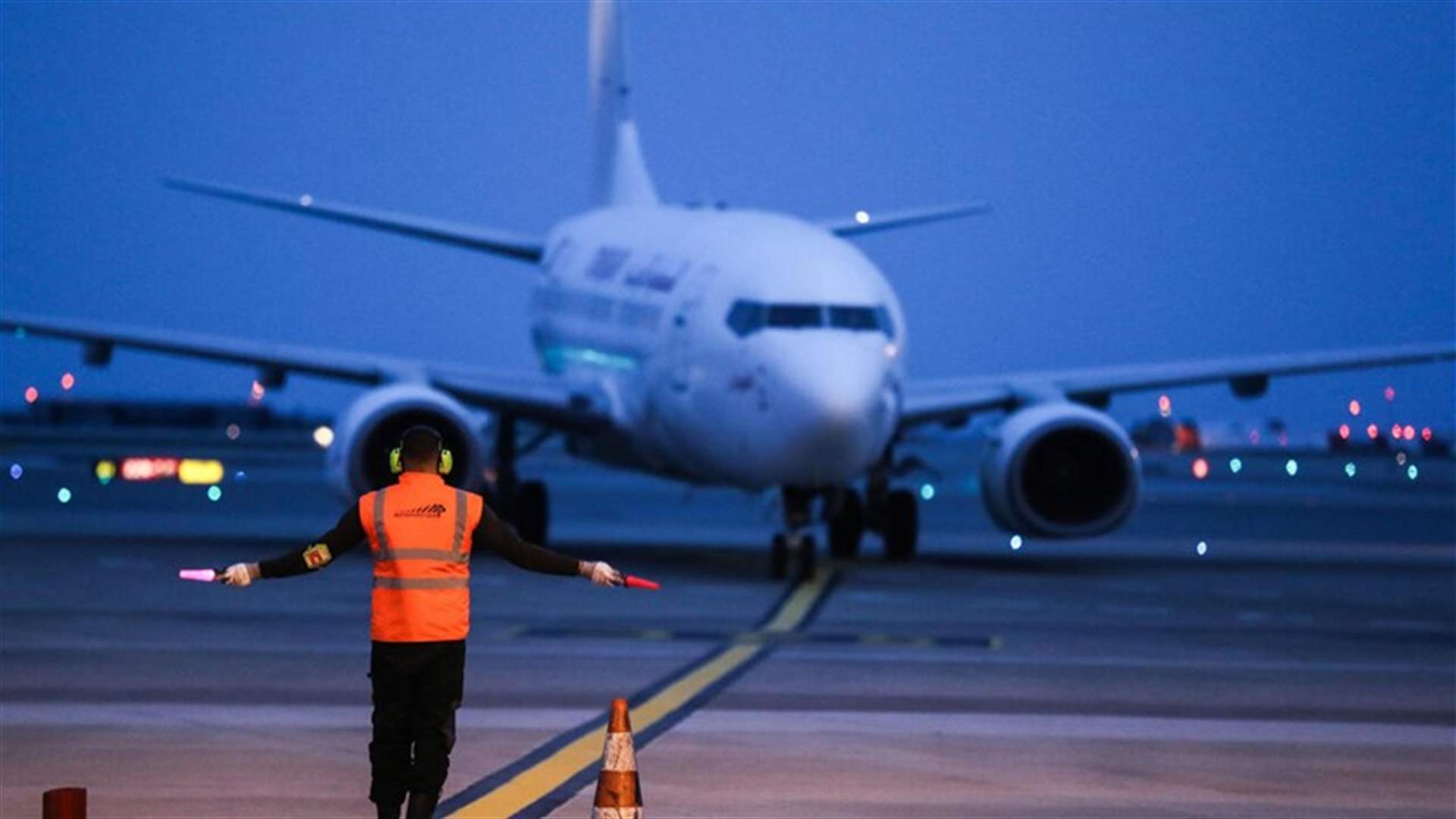 بسبب إضراب المراقبين الجويين... إلغاء آلاف الرحلات في فرنسا الجمعة