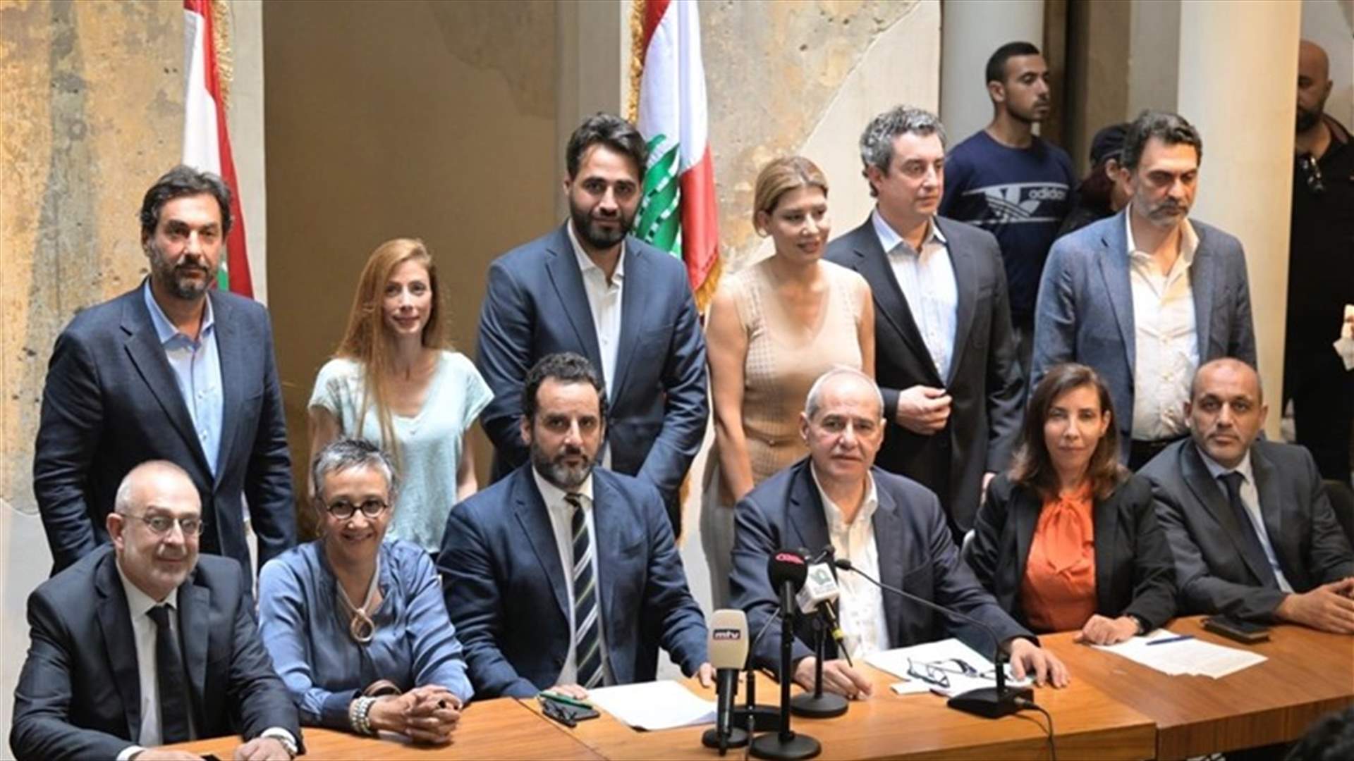 مصادر تكتل &quot;قوى التغيير&quot; لـ &quot;الشرق الاوسط&quot;: سنضغط لتأمين تأييد 50 نائباً كحد أدنى