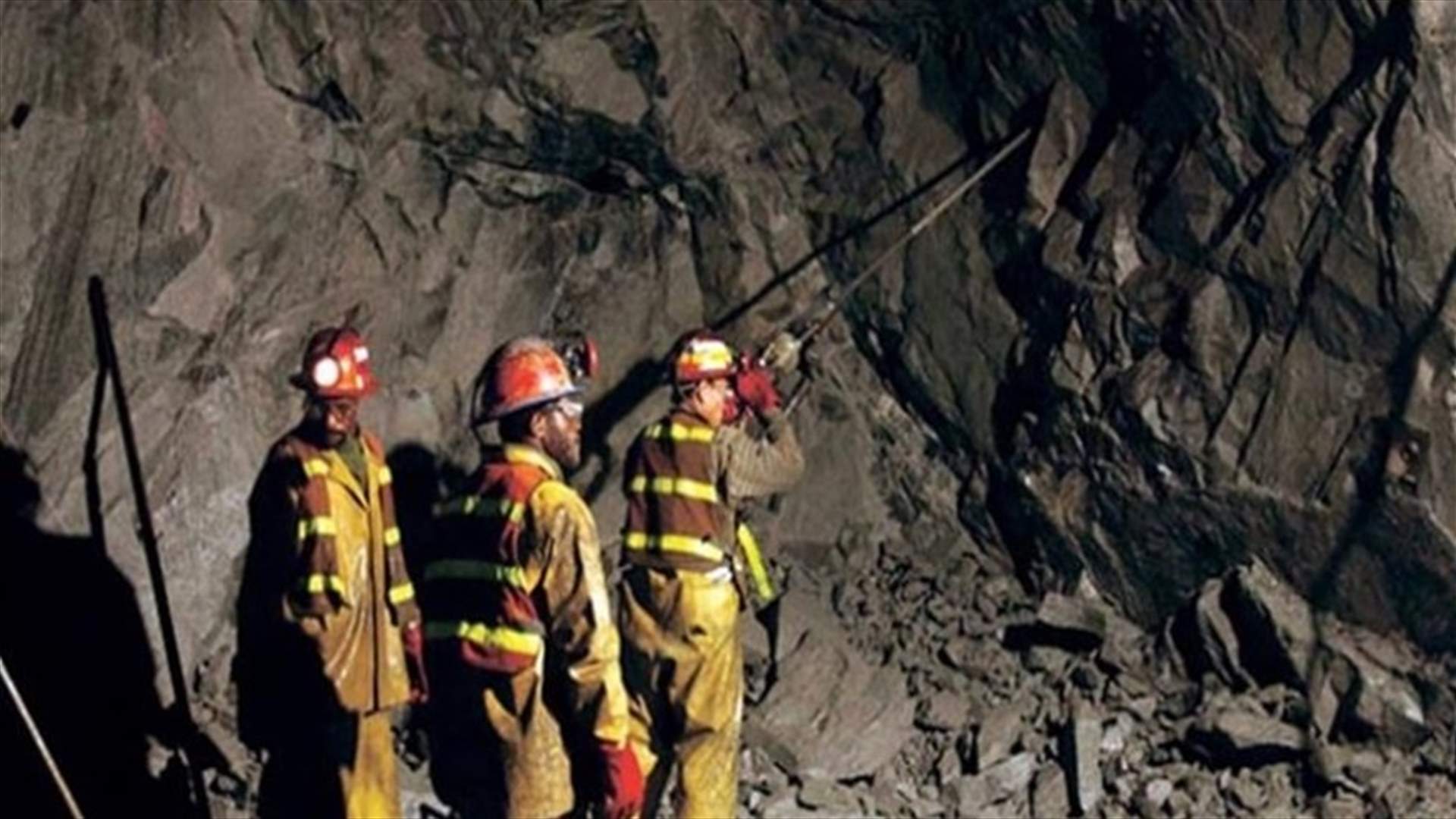 قتلى بانهيار للتربة في منجم بإندونيسيا