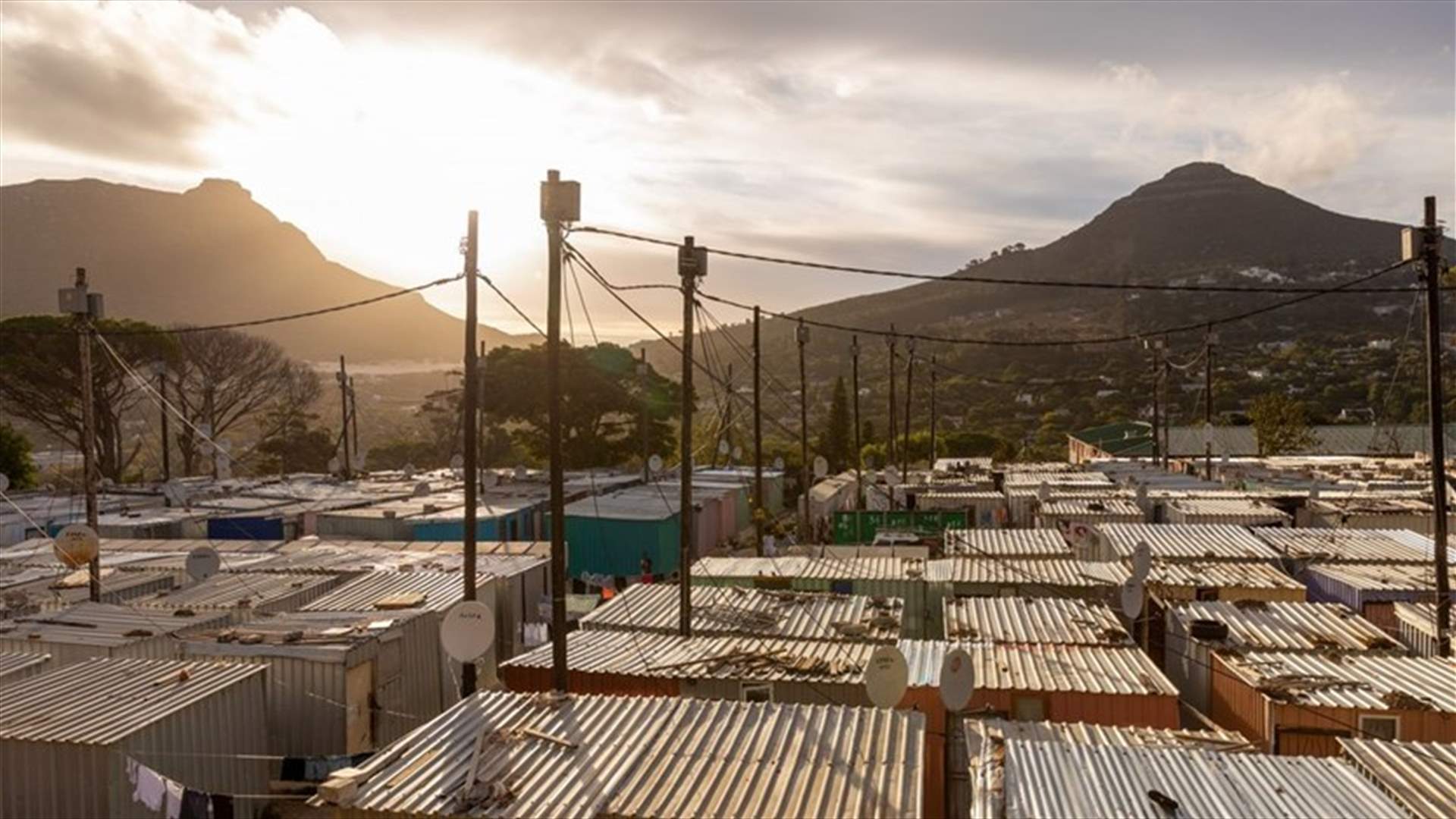 جنوب إفريقيا تشهد إنقطاعًا حادًا ومتكررًا للتيار الكهربائي